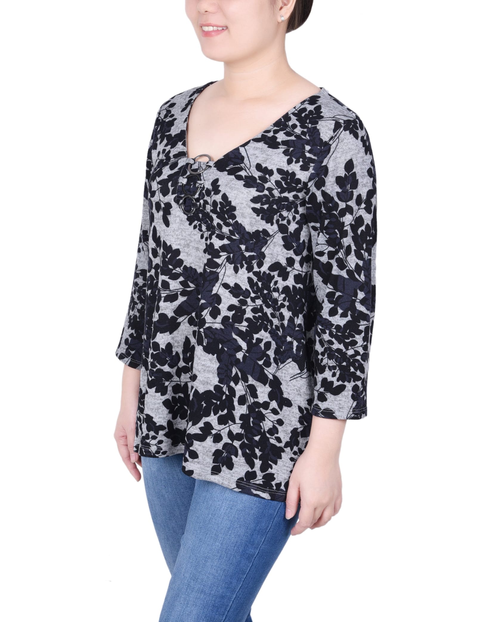 Petite 3/4 Sleeve 3-Ring Top thumbnail 2
