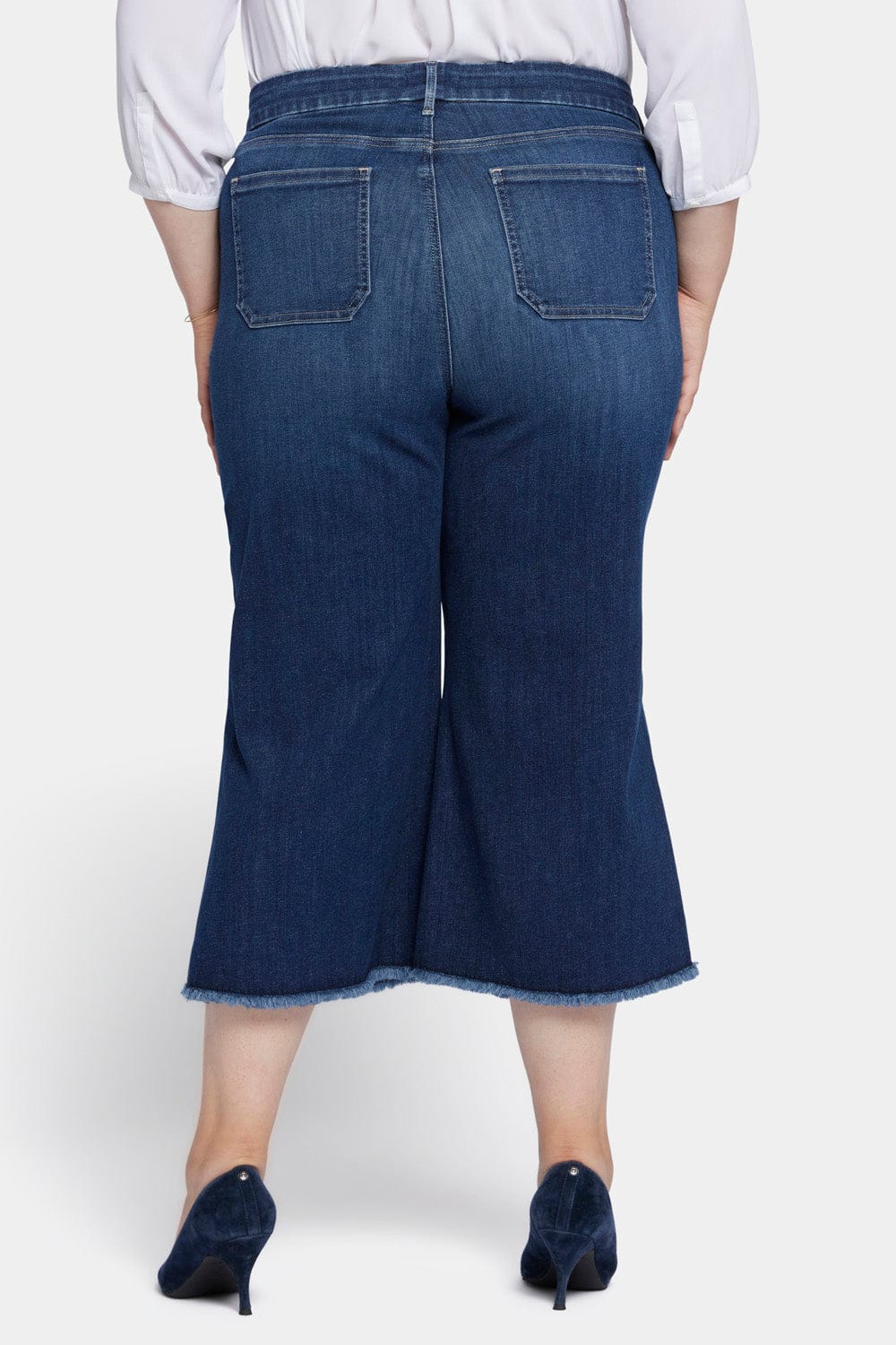 Patchie Wide Leg Capri Jeans in Plus Size thumbnail 2