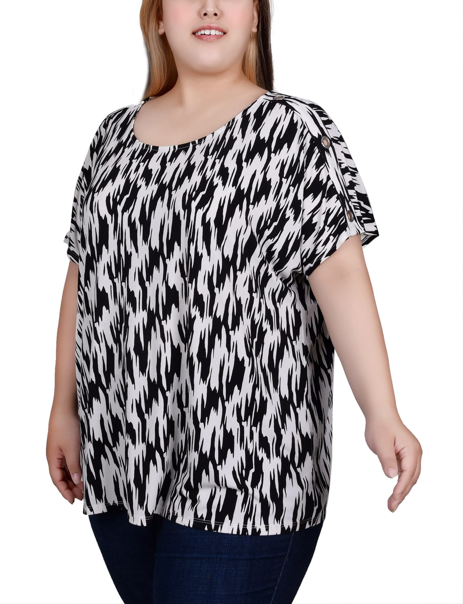 Plus Size Short Sleeve Extended Sleeve Tunic Top thumbnail 2