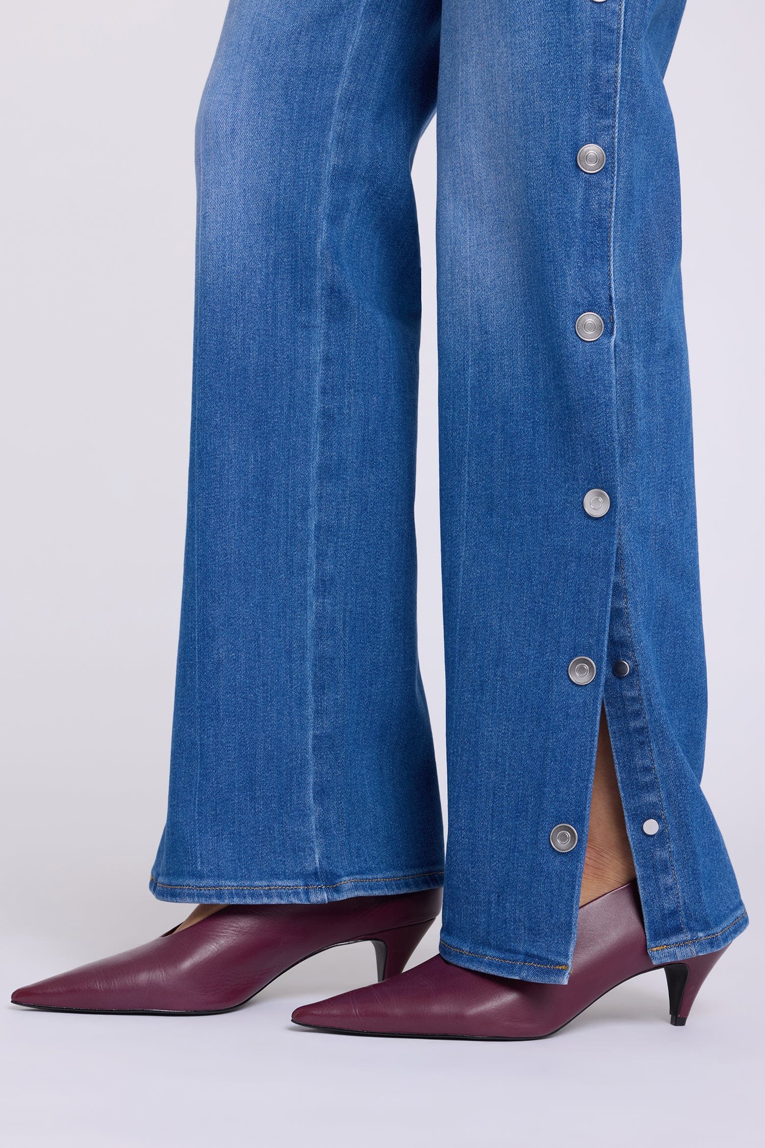 Bailey Relaxed Straight Jeans thumbnail 2