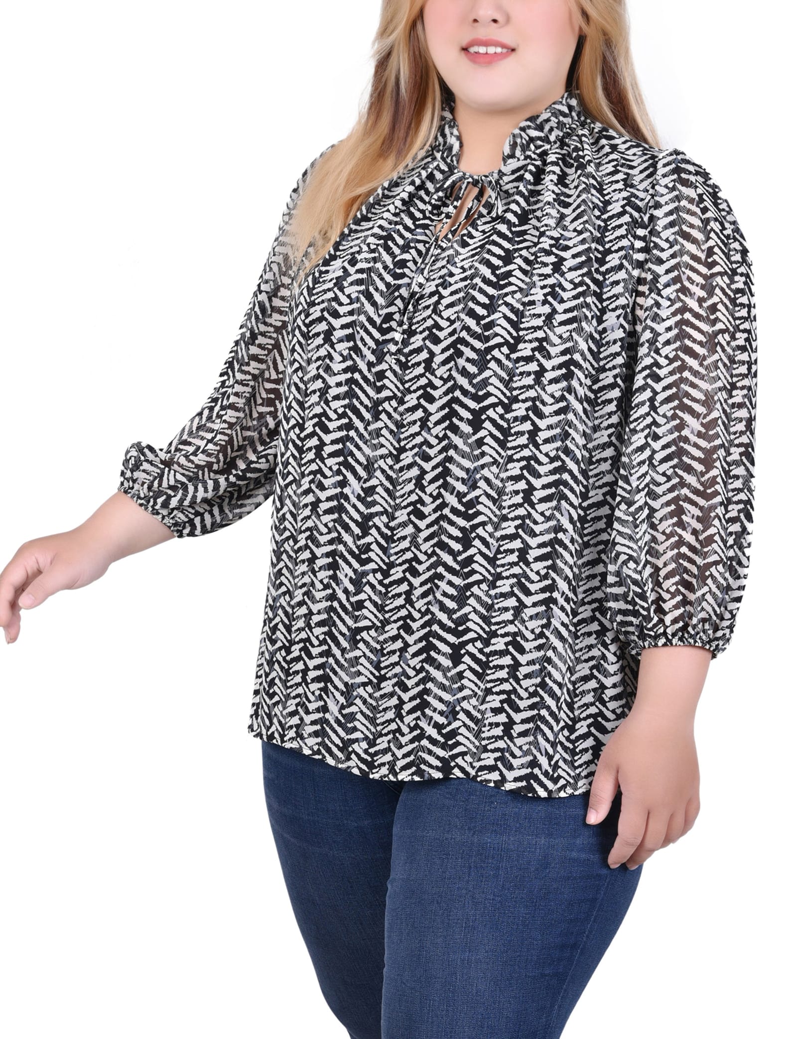 Plus Size 3/4 Sleeve Chiffon Blouse thumbnail 2