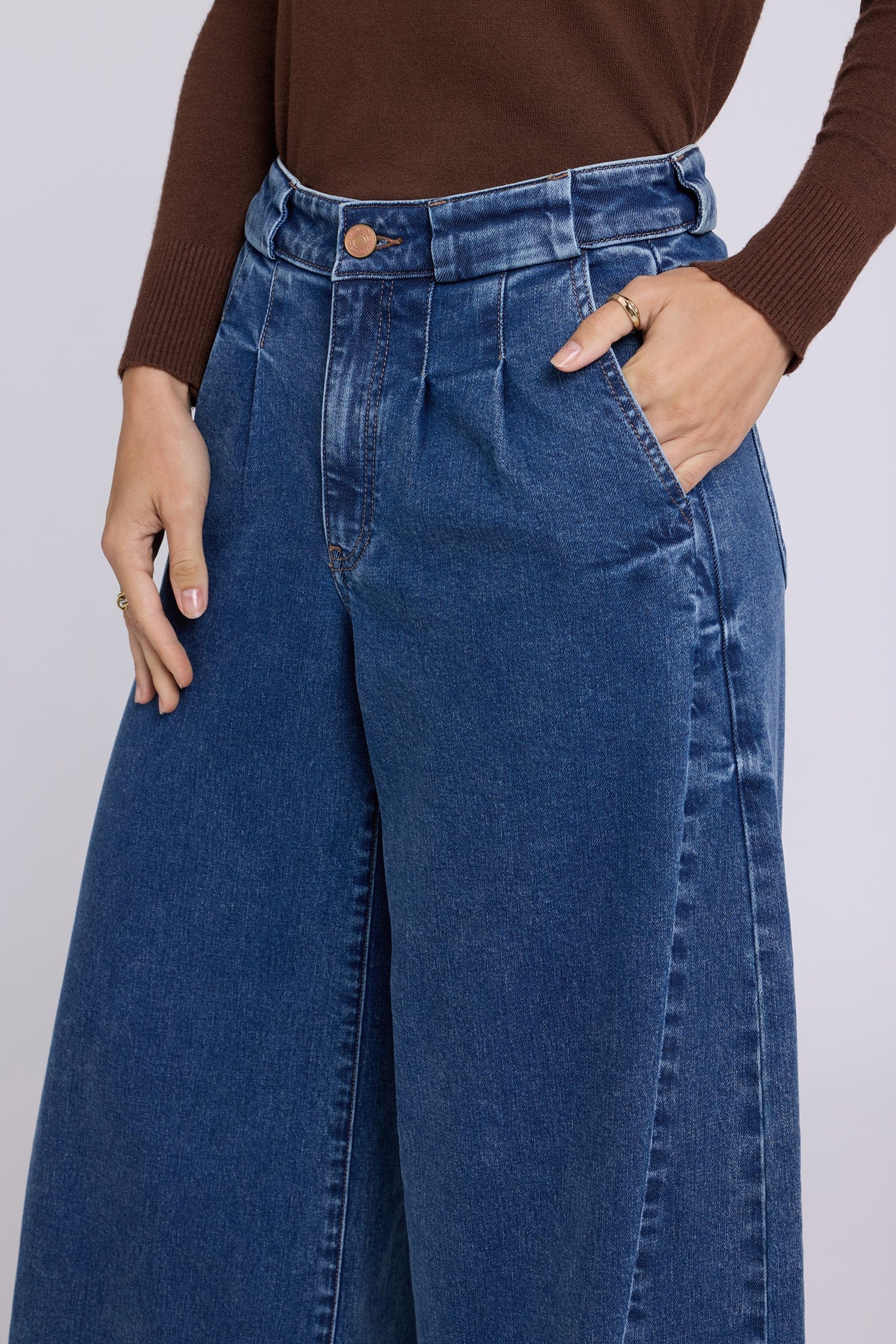 Nova Super Wide Leg Jeans thumbnail 5