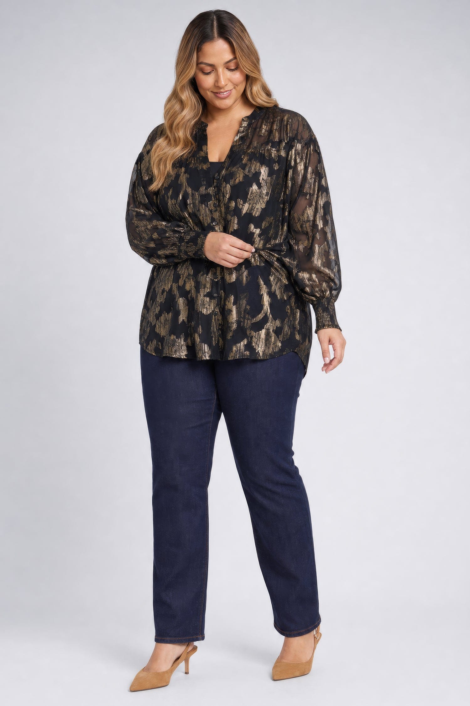 Anika Blouse in Plus Size thumbnail 4