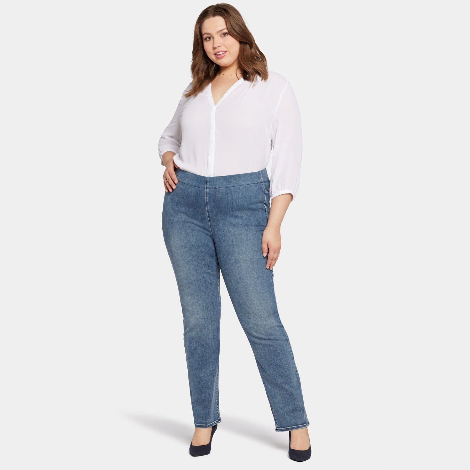 Pull-on Straight Jeans in Plus Size thumbnail 7