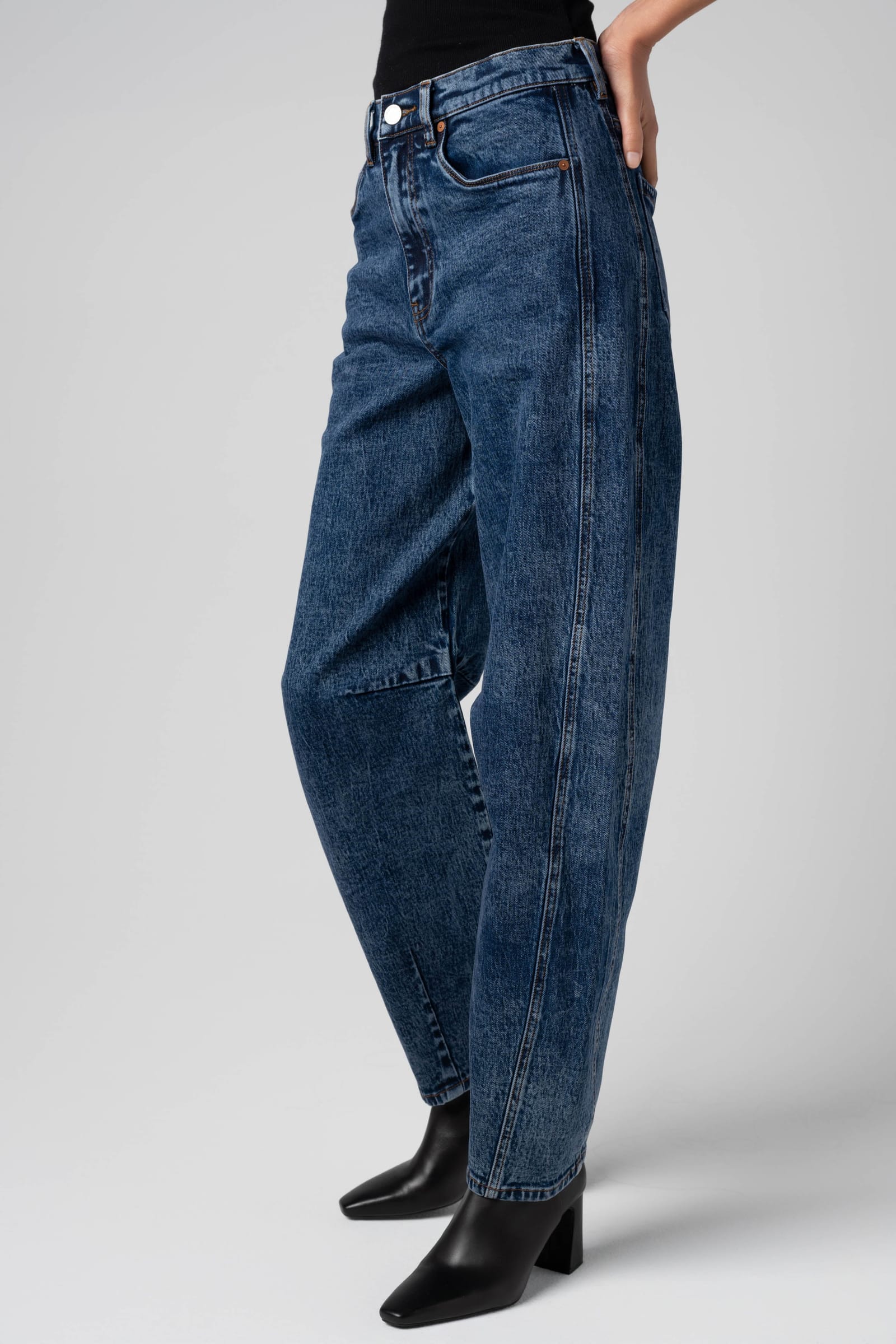 Money Moves Pants thumbnail 6