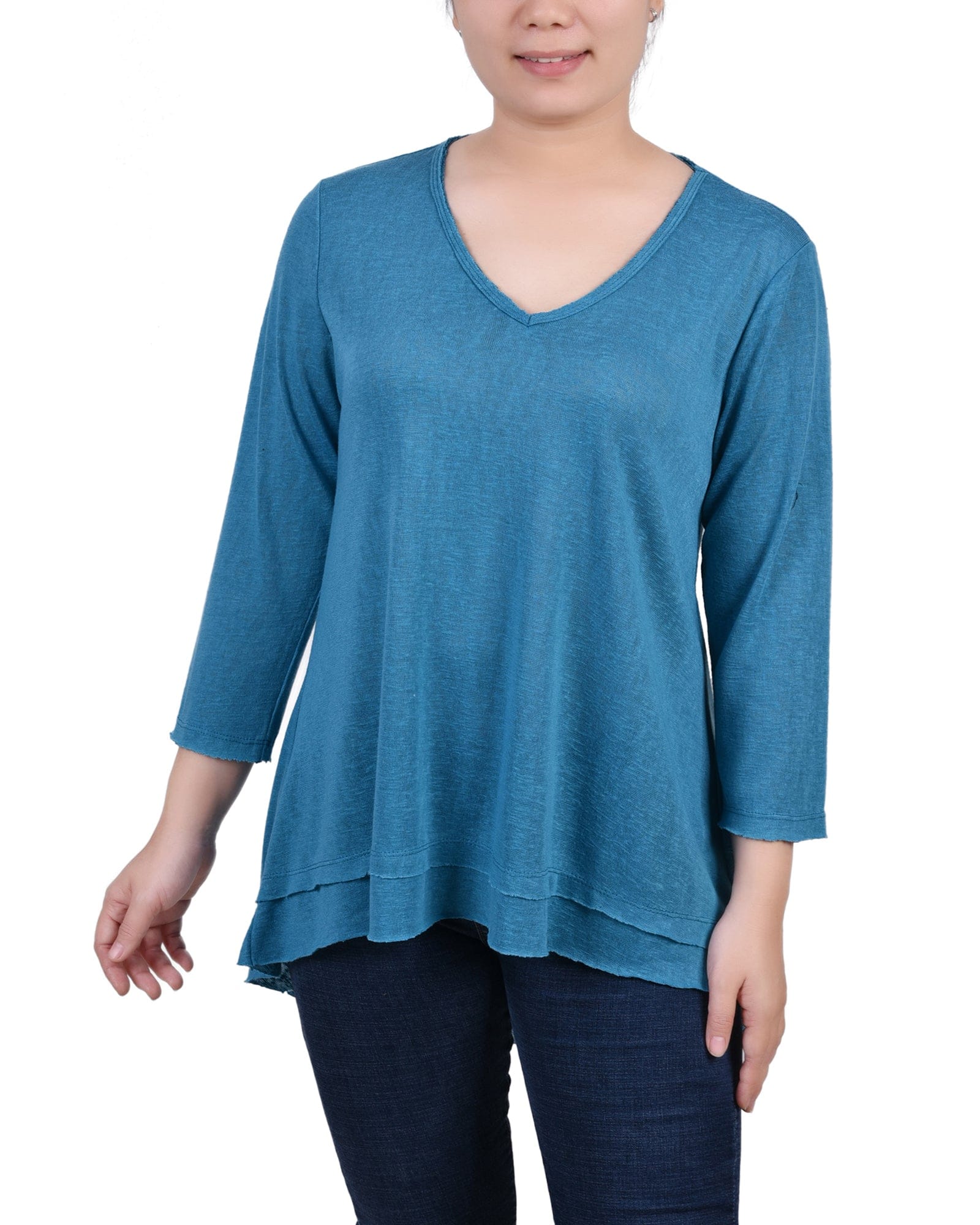 Petite 3/4 Sleeve V-Neck Top
