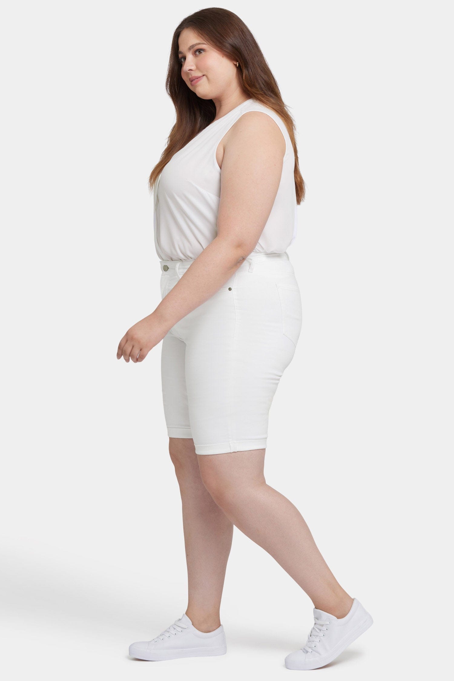 Briella 11 Inch Denim Shorts in Plus Size thumbnail 3