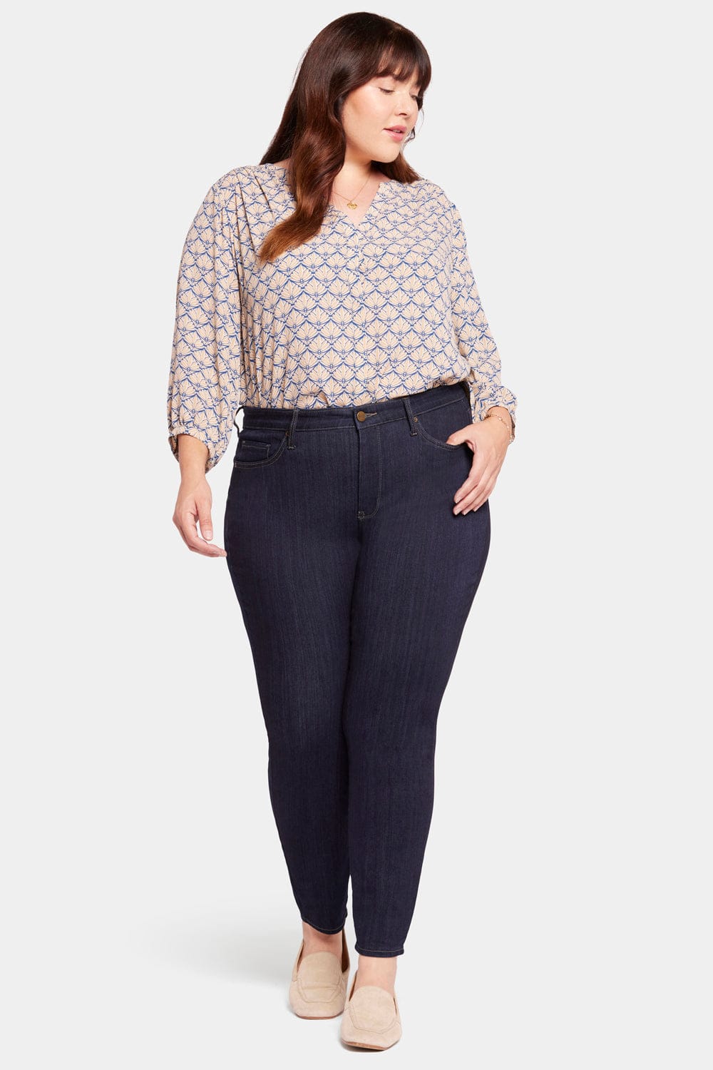 Ami Skinny Jeans in Plus Size thumbnail 4