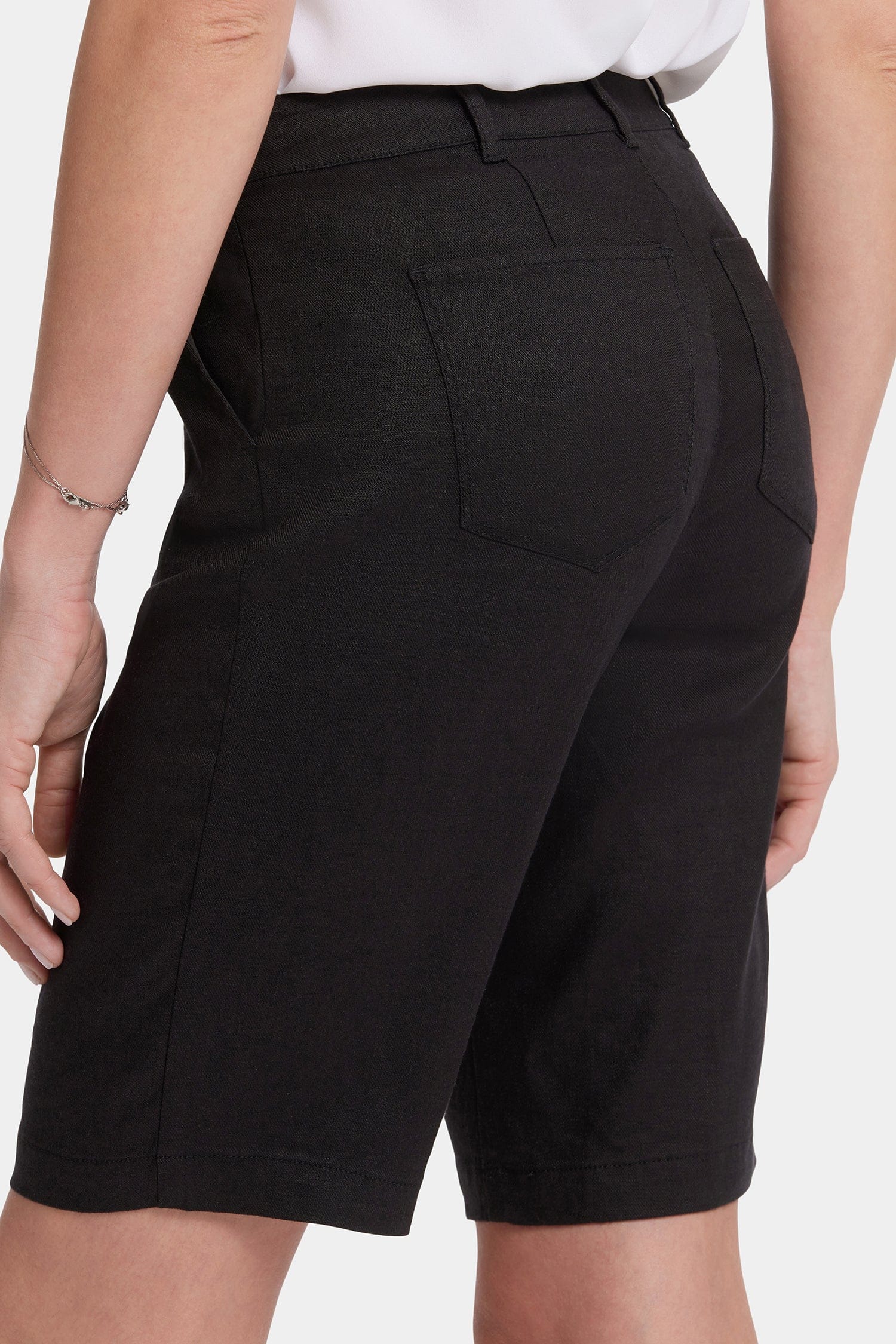 Bermuda Shorts thumbnail 6