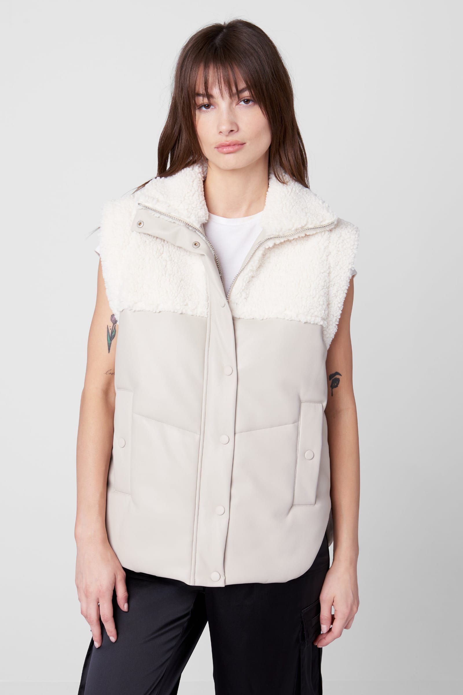 Morning Dew Vest thumbnail 5