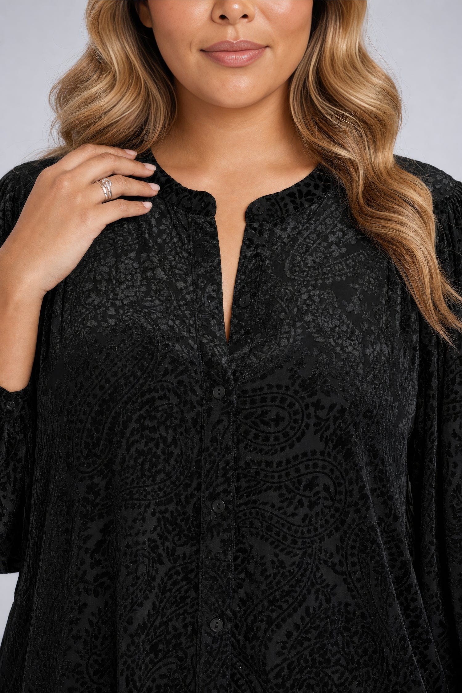 Bonnie Blouse in Plus Size thumbnail 5