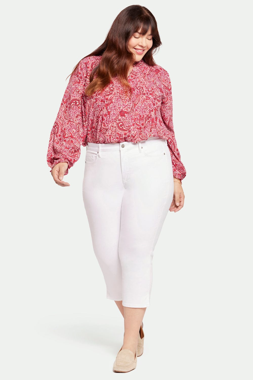 Chloe Capri Jeans in Plus Size thumbnail 4