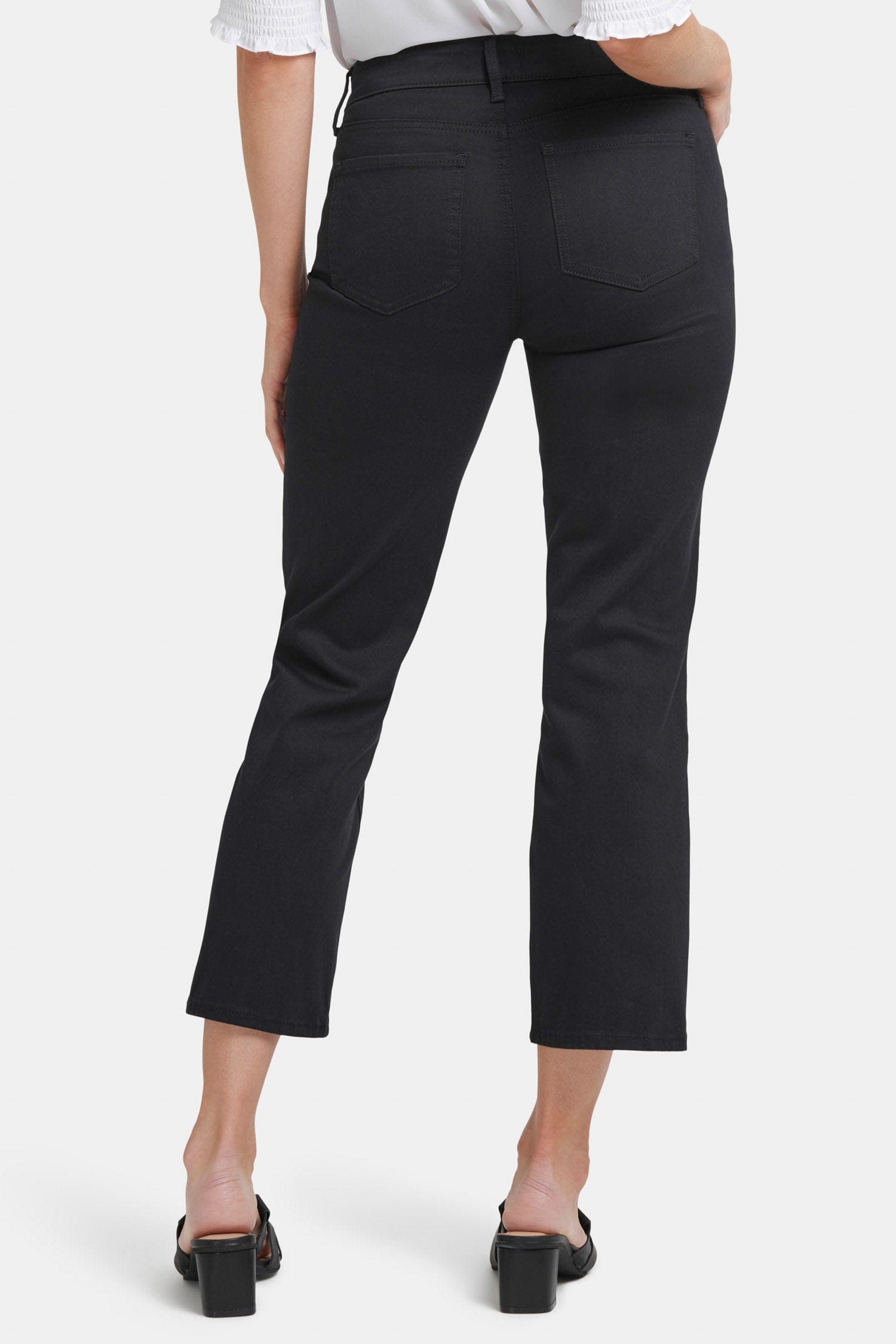 Marilyn Straight Ankle Jeans thumbnail 2