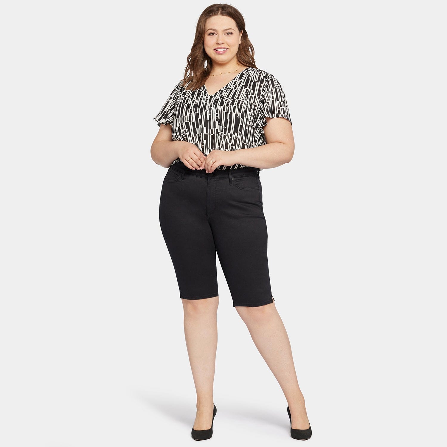 Sophie Bike Capri Jeans in Plus Size thumbnail 7