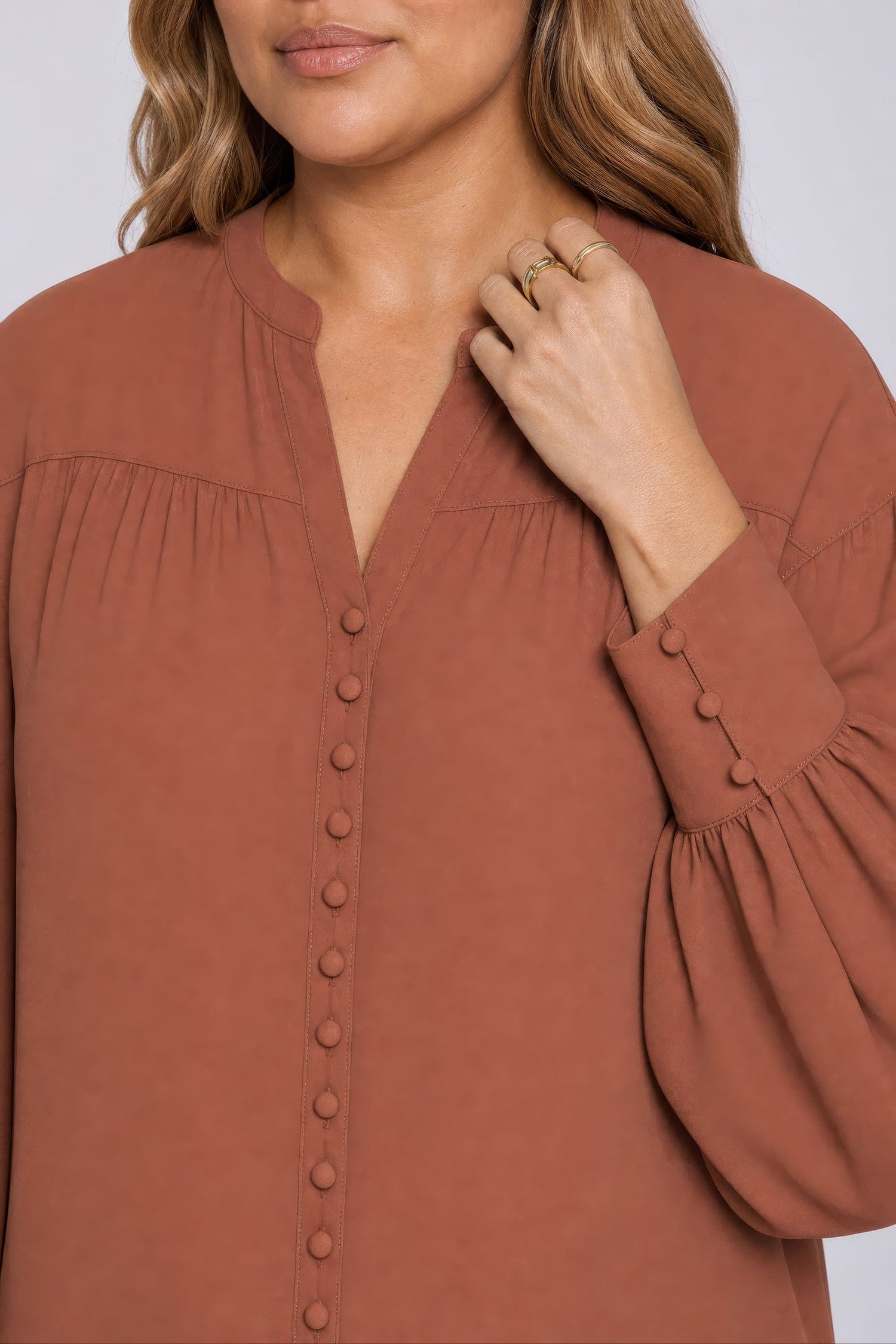 Anika Blouse in Plus Size thumbnail 5