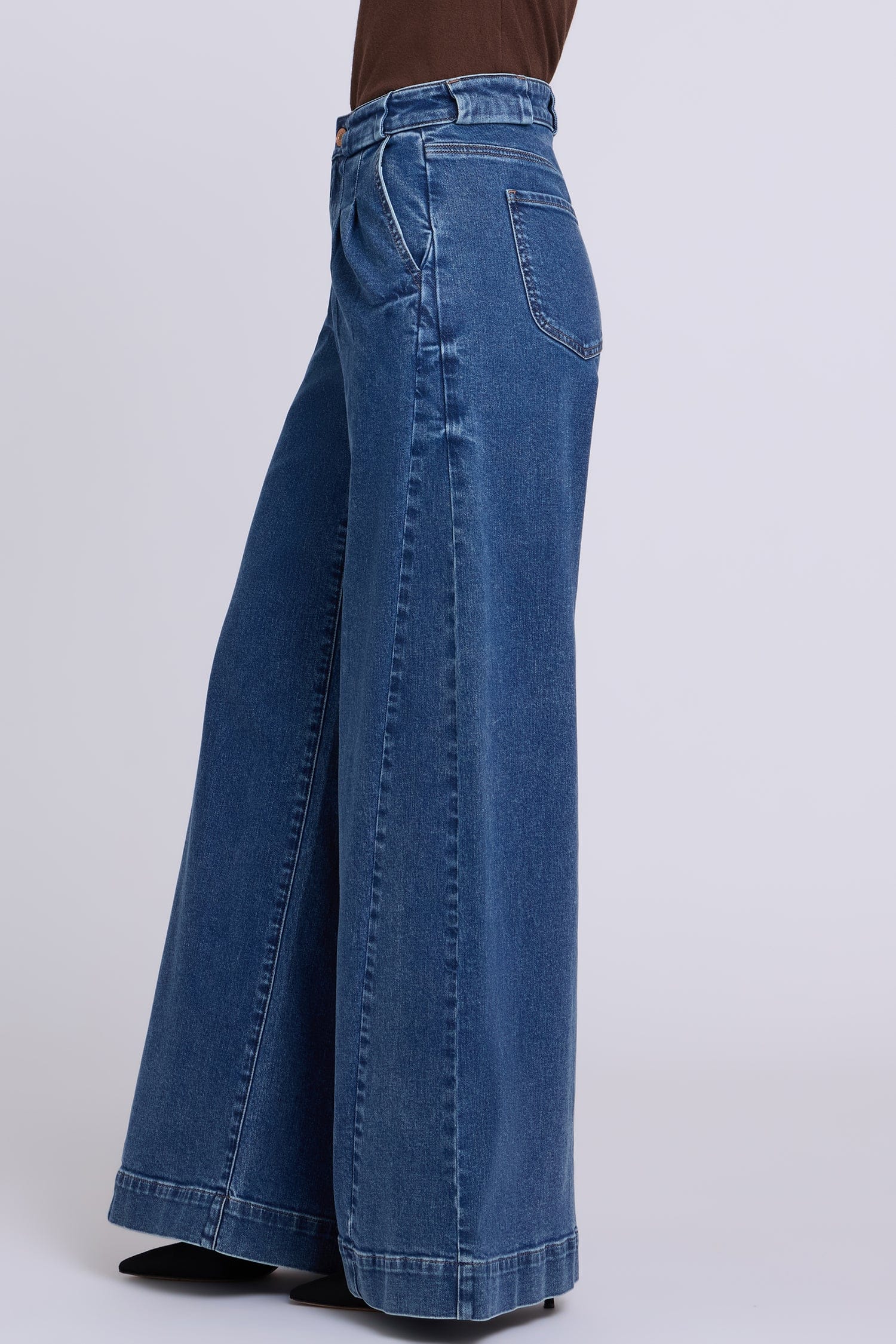 Nova Super Wide Leg Jeans thumbnail 3