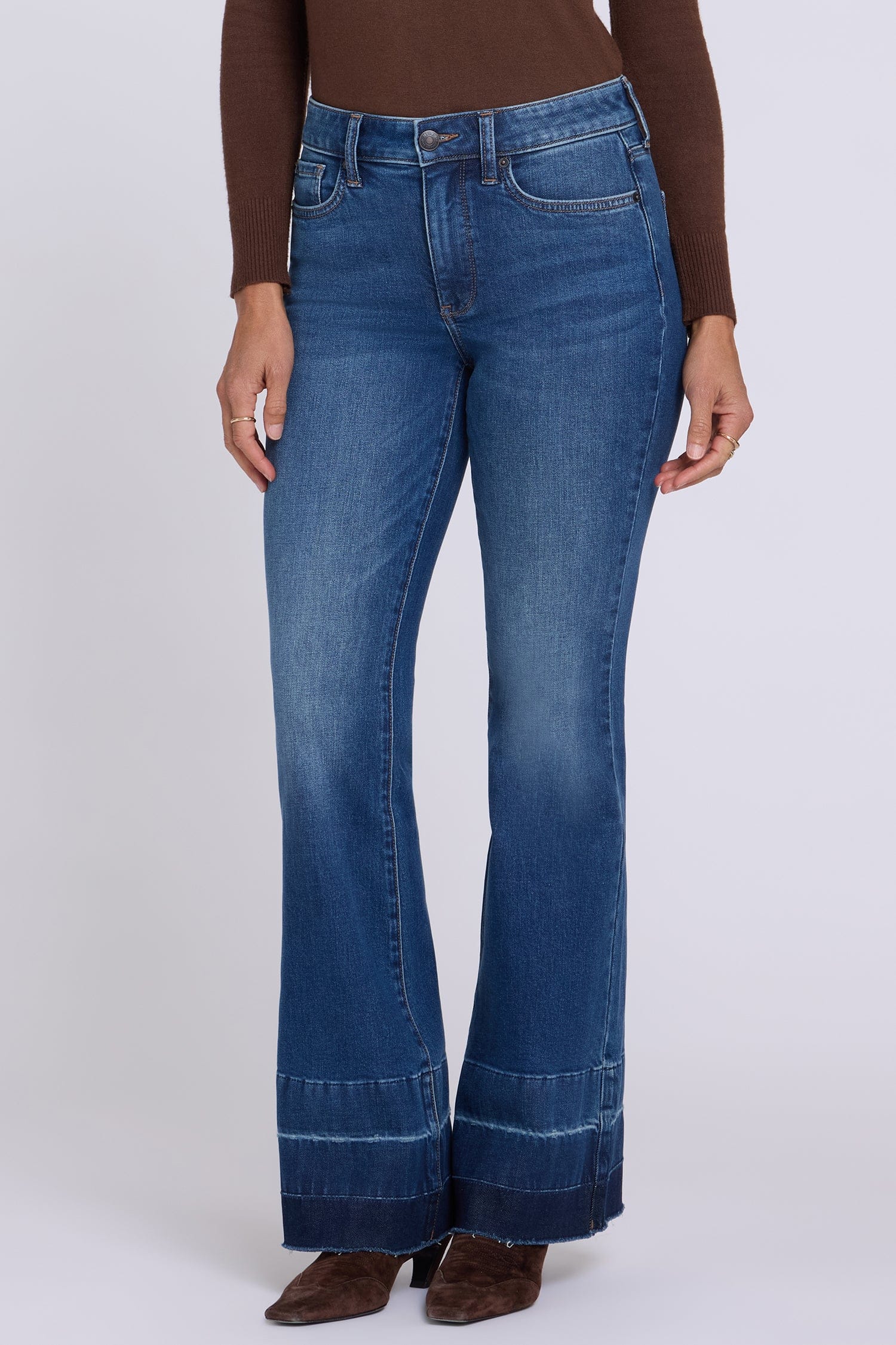 Felicity Flared Jeans thumbnail 7