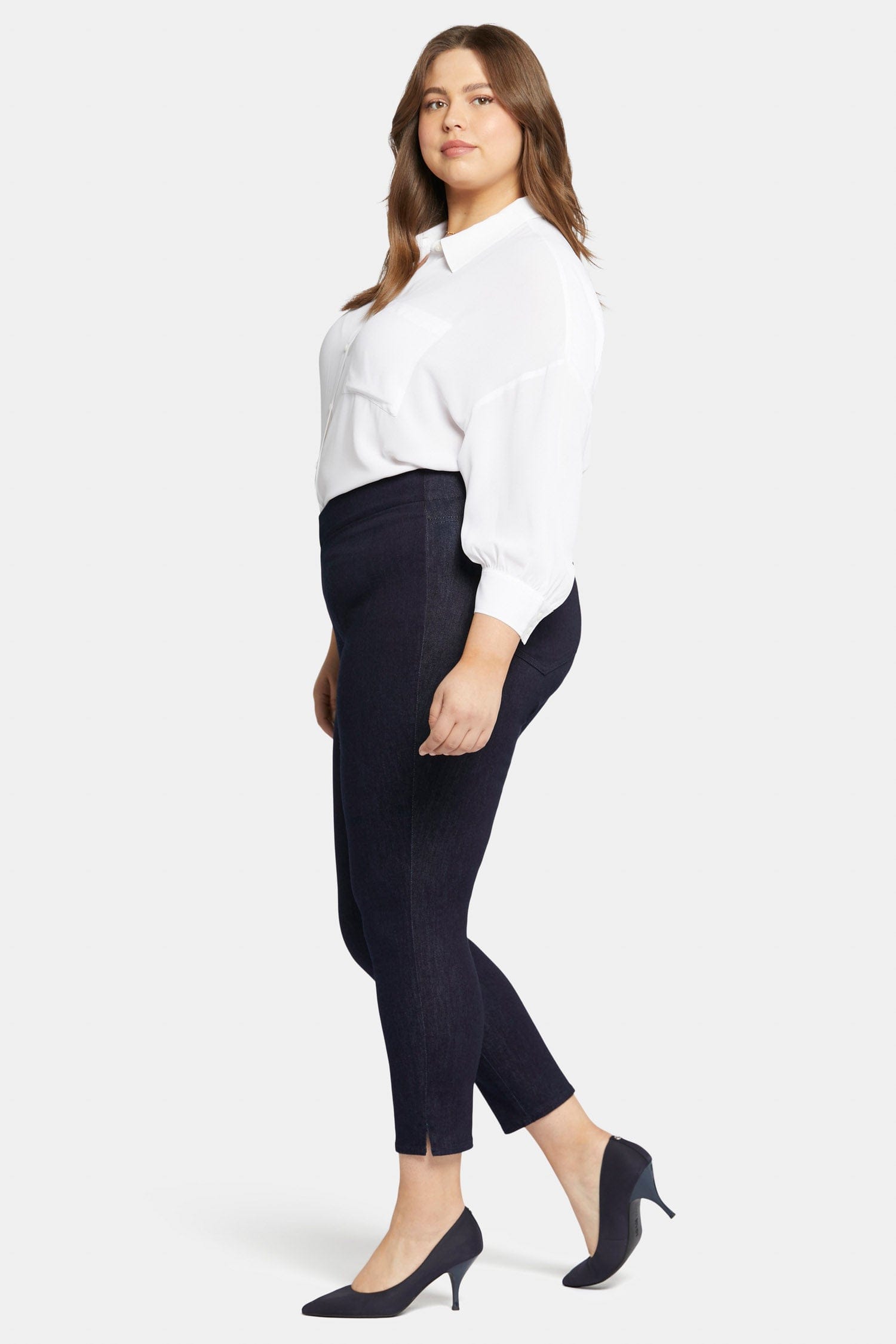 Skinny Ankle Pull-on Jeans in Plus Size thumbnail 5