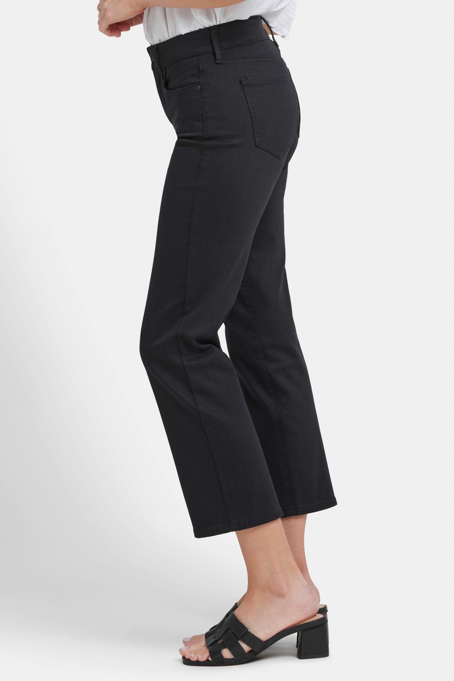 Marilyn Straight Ankle Jeans thumbnail 3