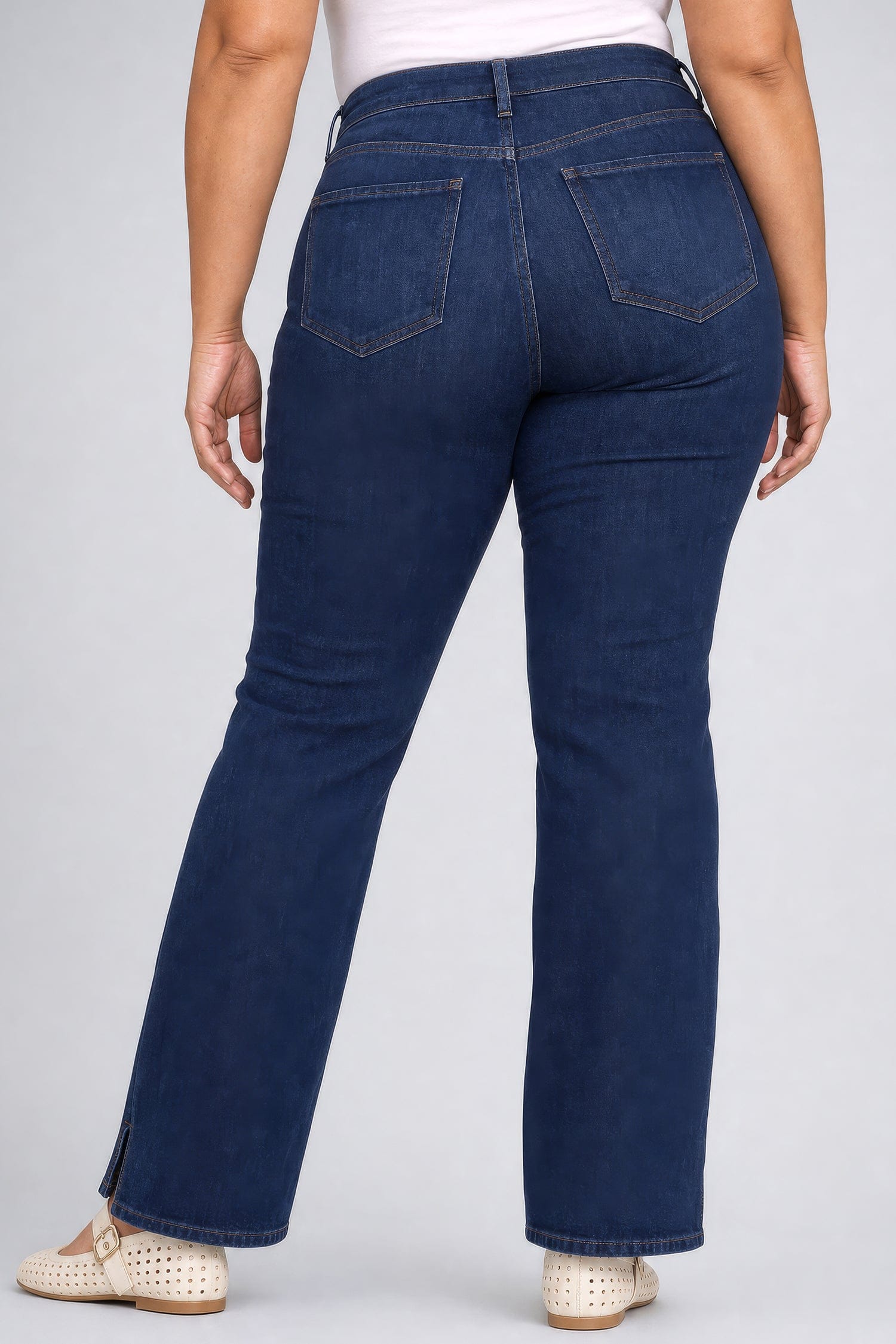 Brooklyn Bootcut Jeans in Plus Size thumbnail 2
