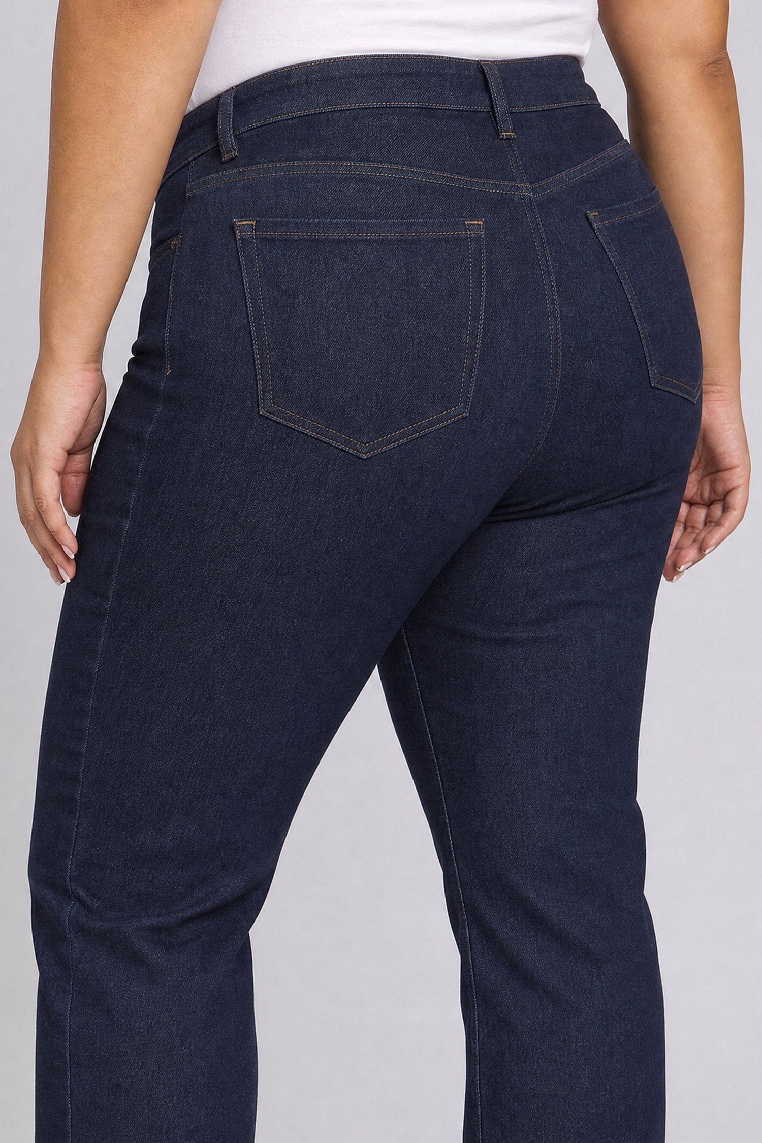 Kasey Stovepipe Ankle Jeans in Plus Size thumbnail 4