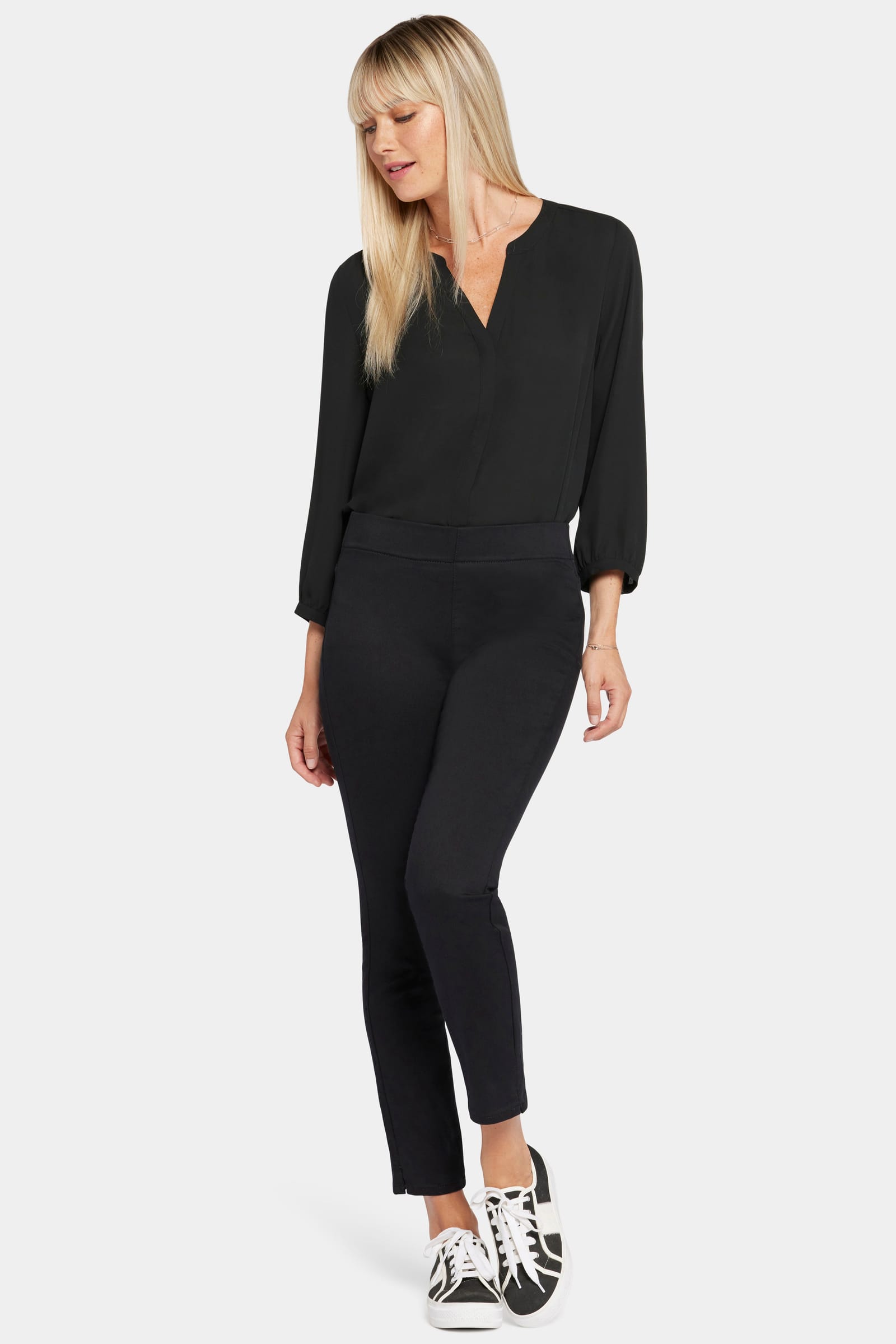 2 / Black