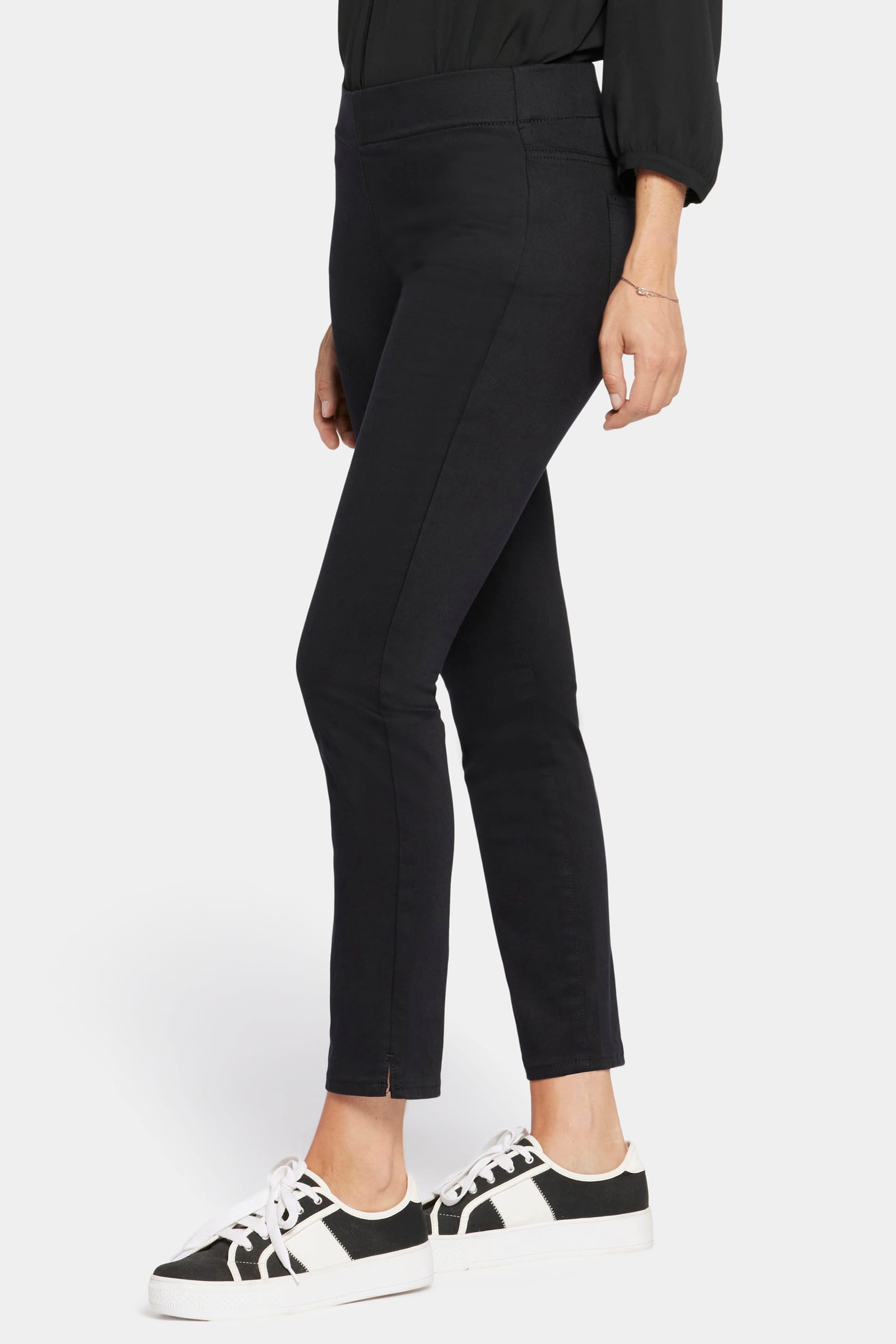 Skinny Ankle Pull-on Jeans thumbnail 4