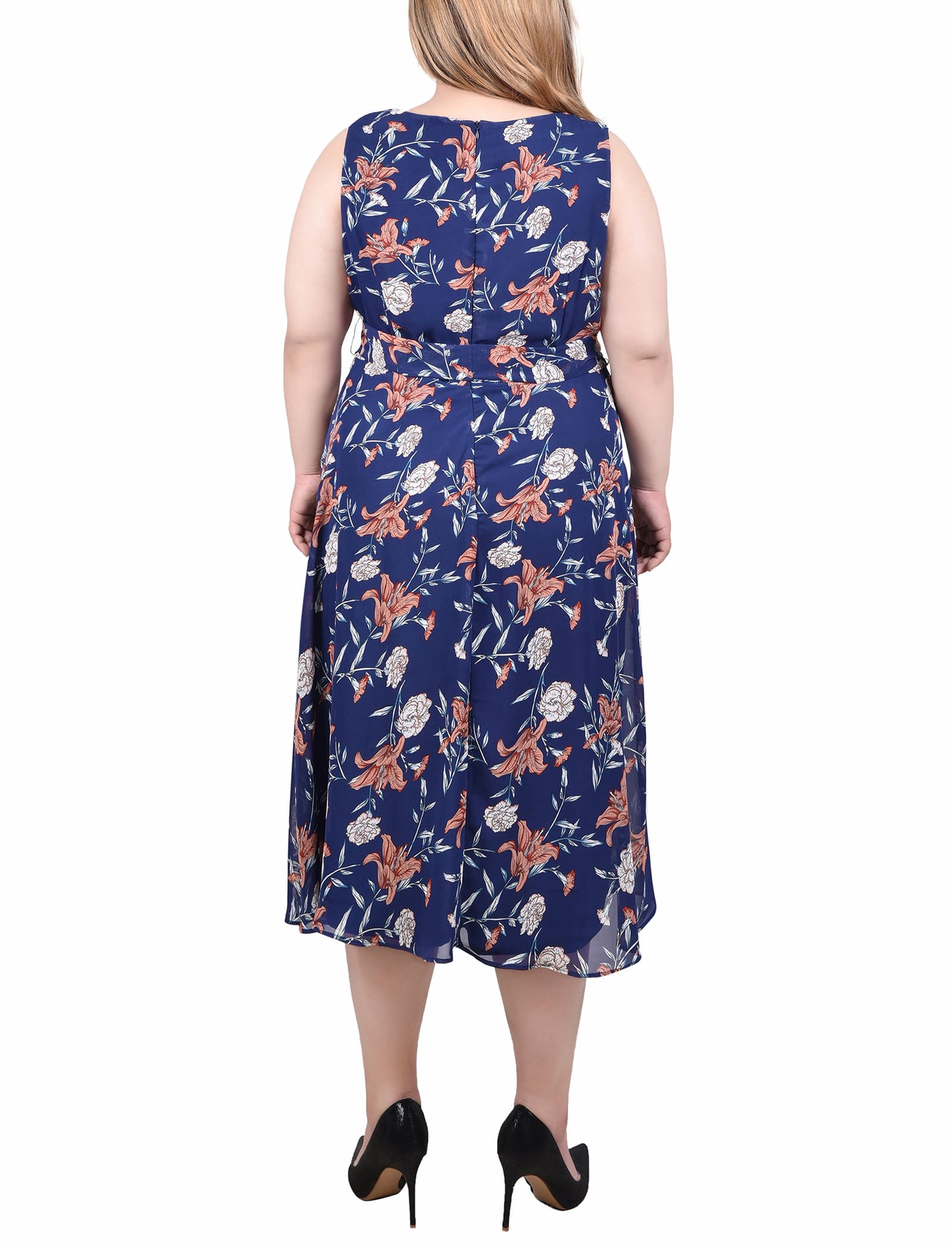 Plus Size Sleeveless Chiffon Belted Dress thumbnail 3