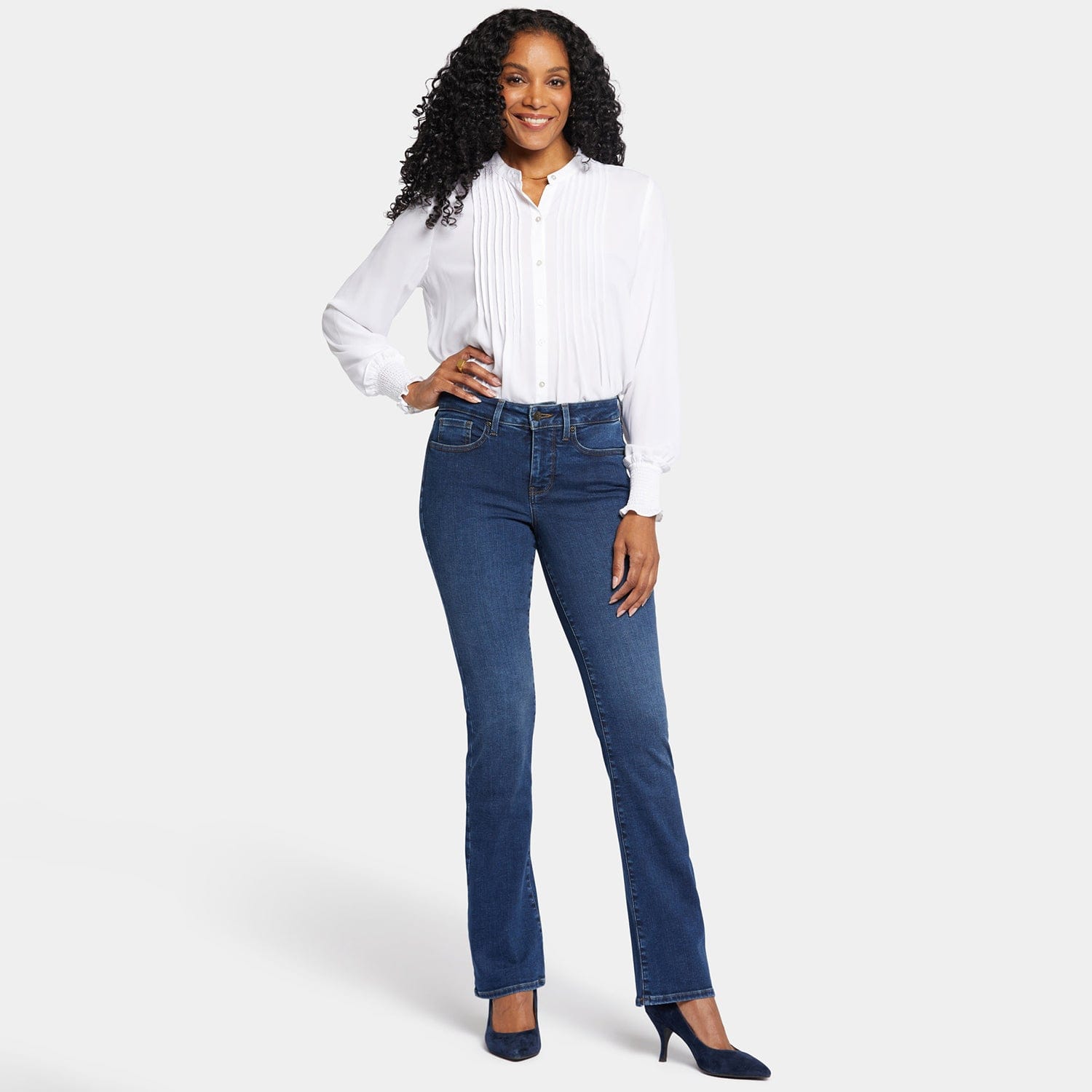 Barbara Bootcut Jeans in Petite thumbnail 7