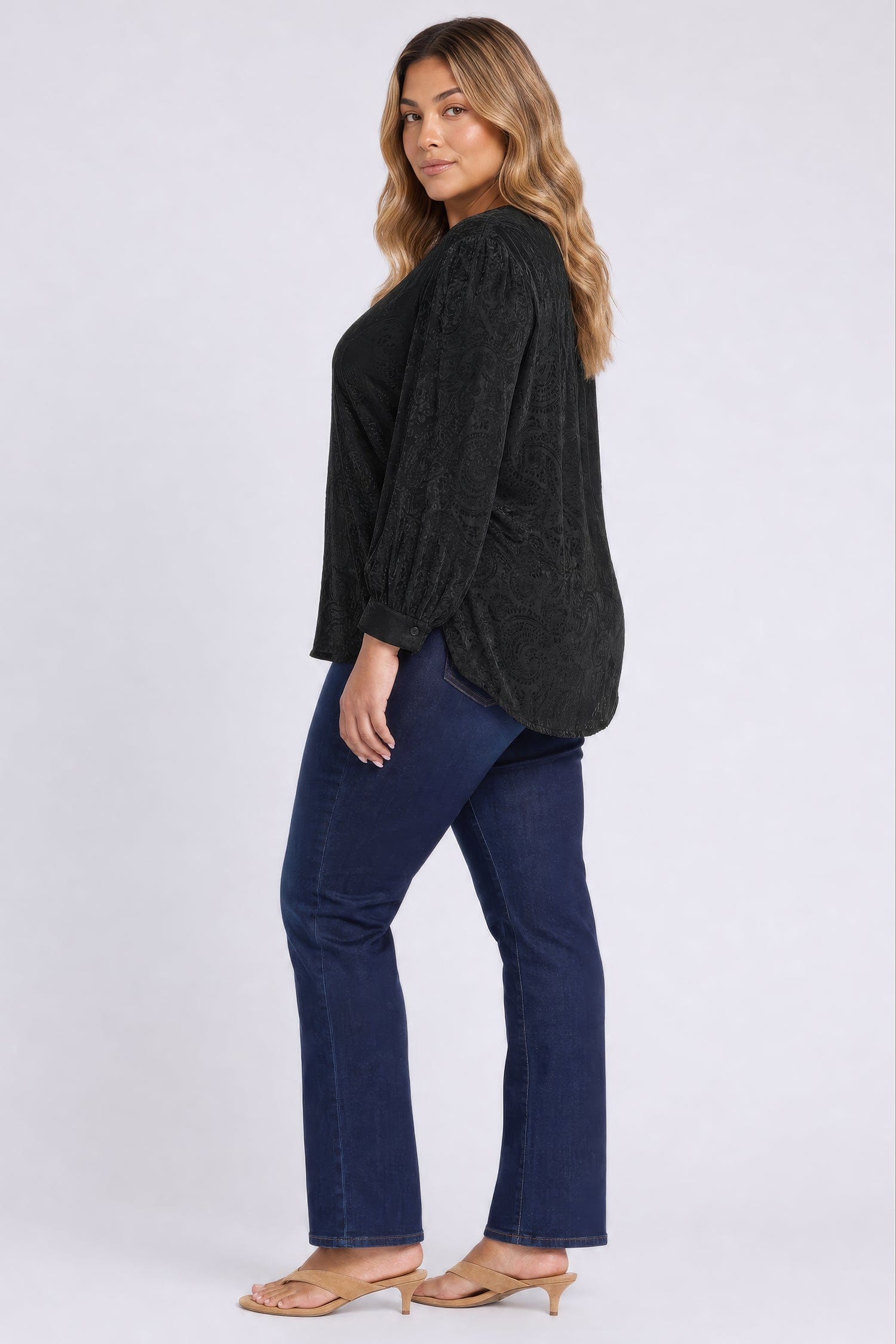Bonnie Blouse in Plus Size thumbnail 3