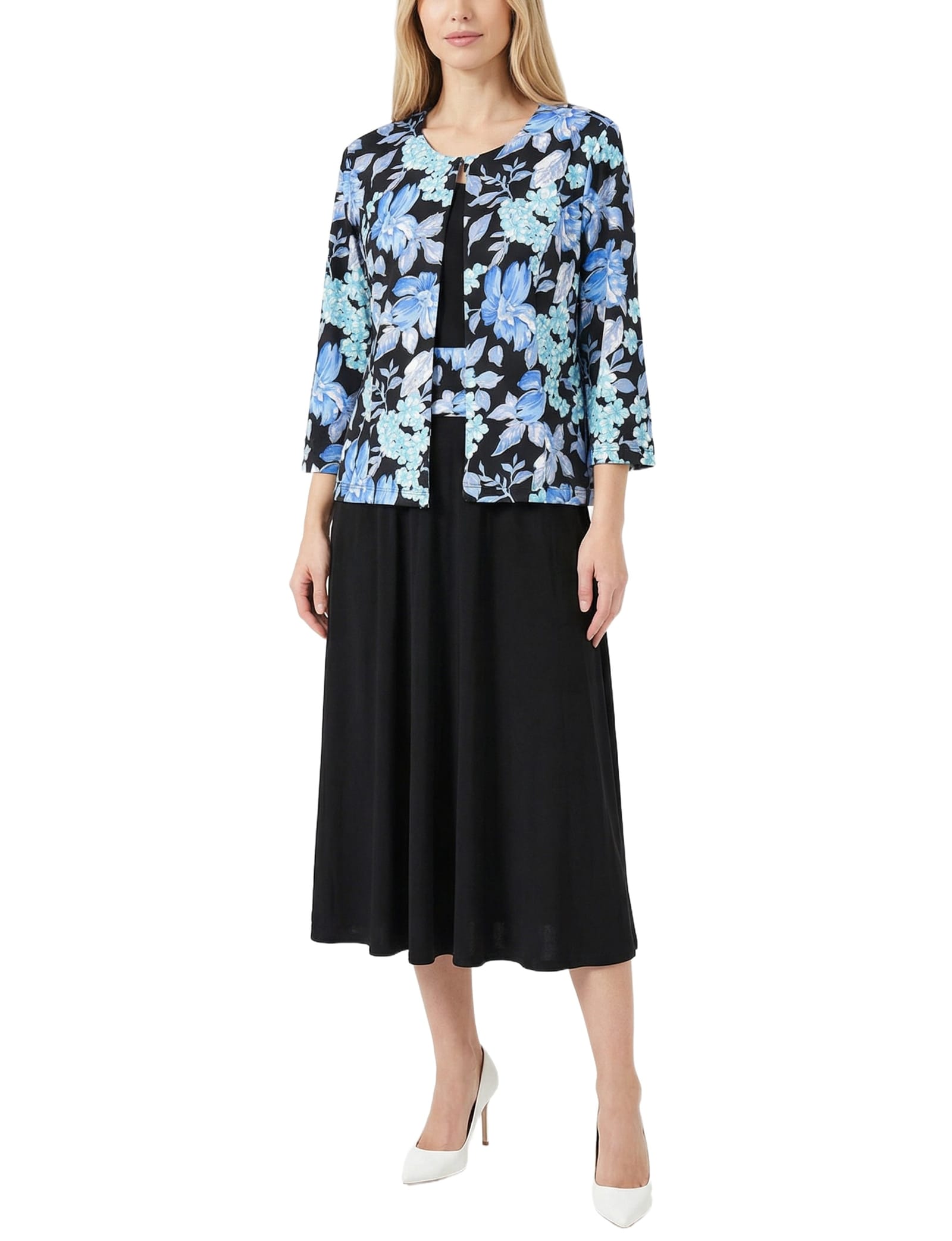 Black Blue / 16p