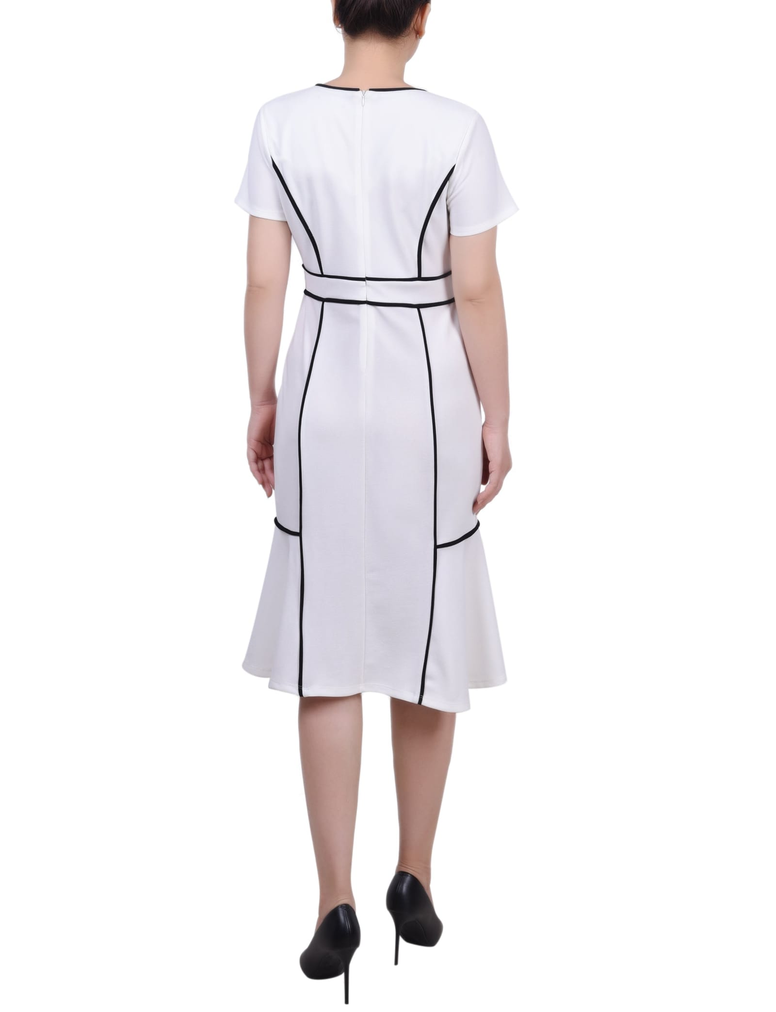 Short Sleeve Piped Detail Dress thumbnail 4