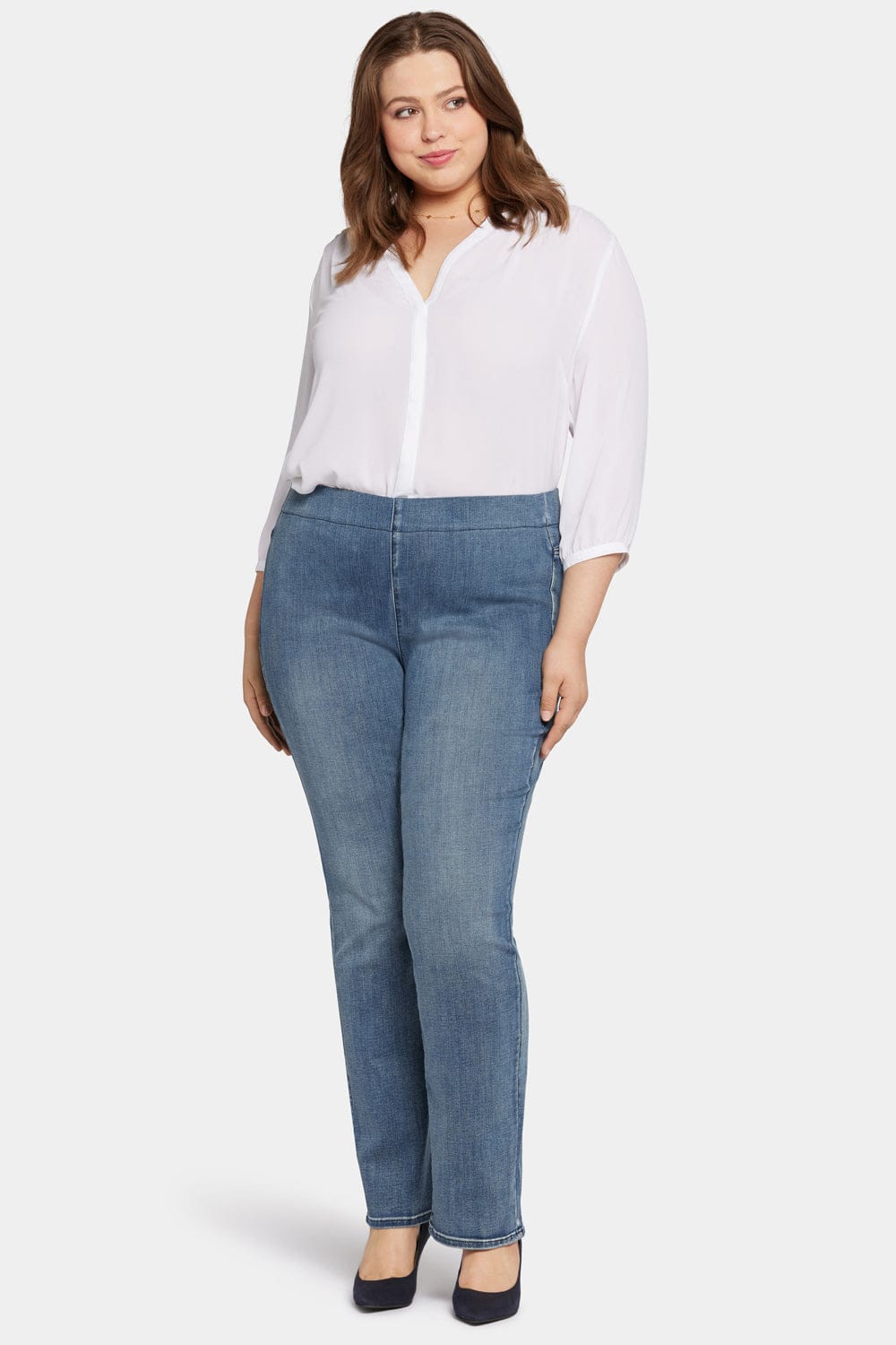 Pull-on Straight Jeans in Plus Size thumbnail 4
