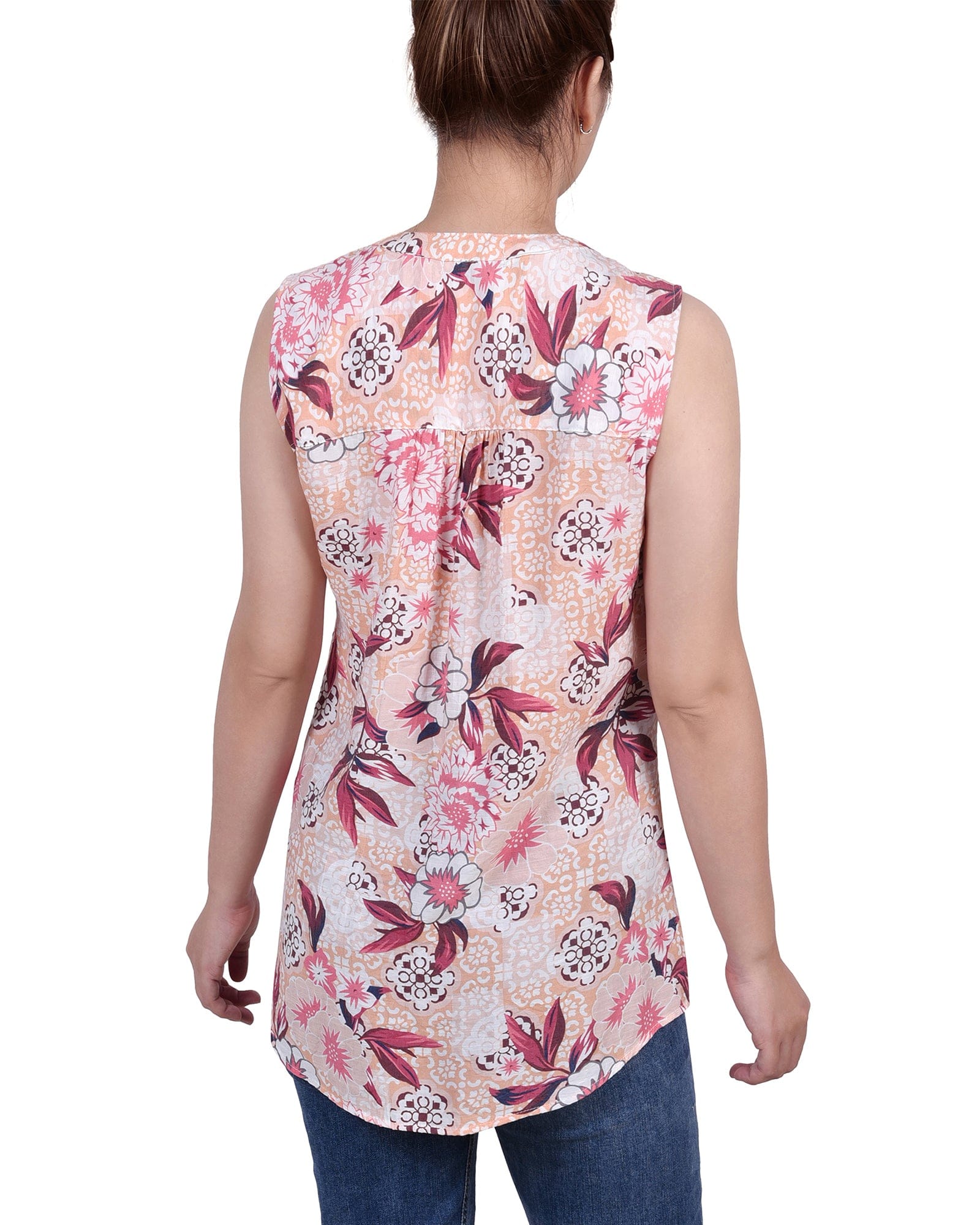 Sleeveless Pintucked Blouse thumbnail 3