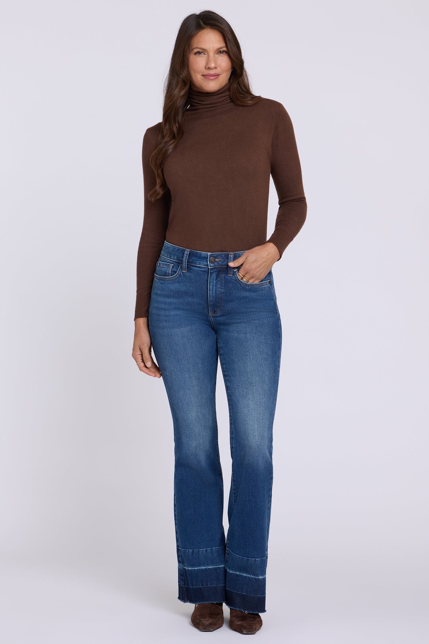 Felicity Flared Jeans thumbnail 3