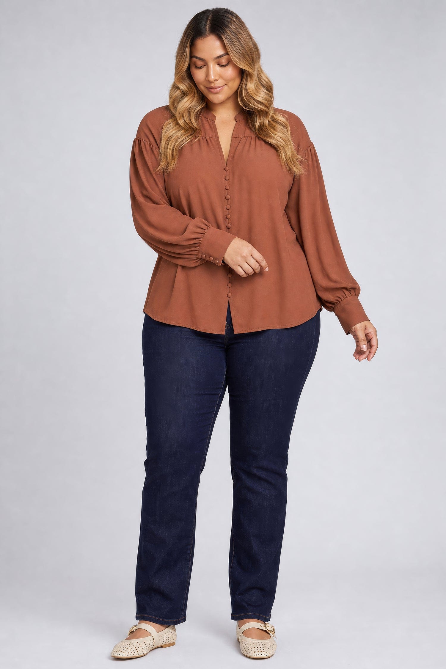 Anika Blouse in Plus Size thumbnail 4