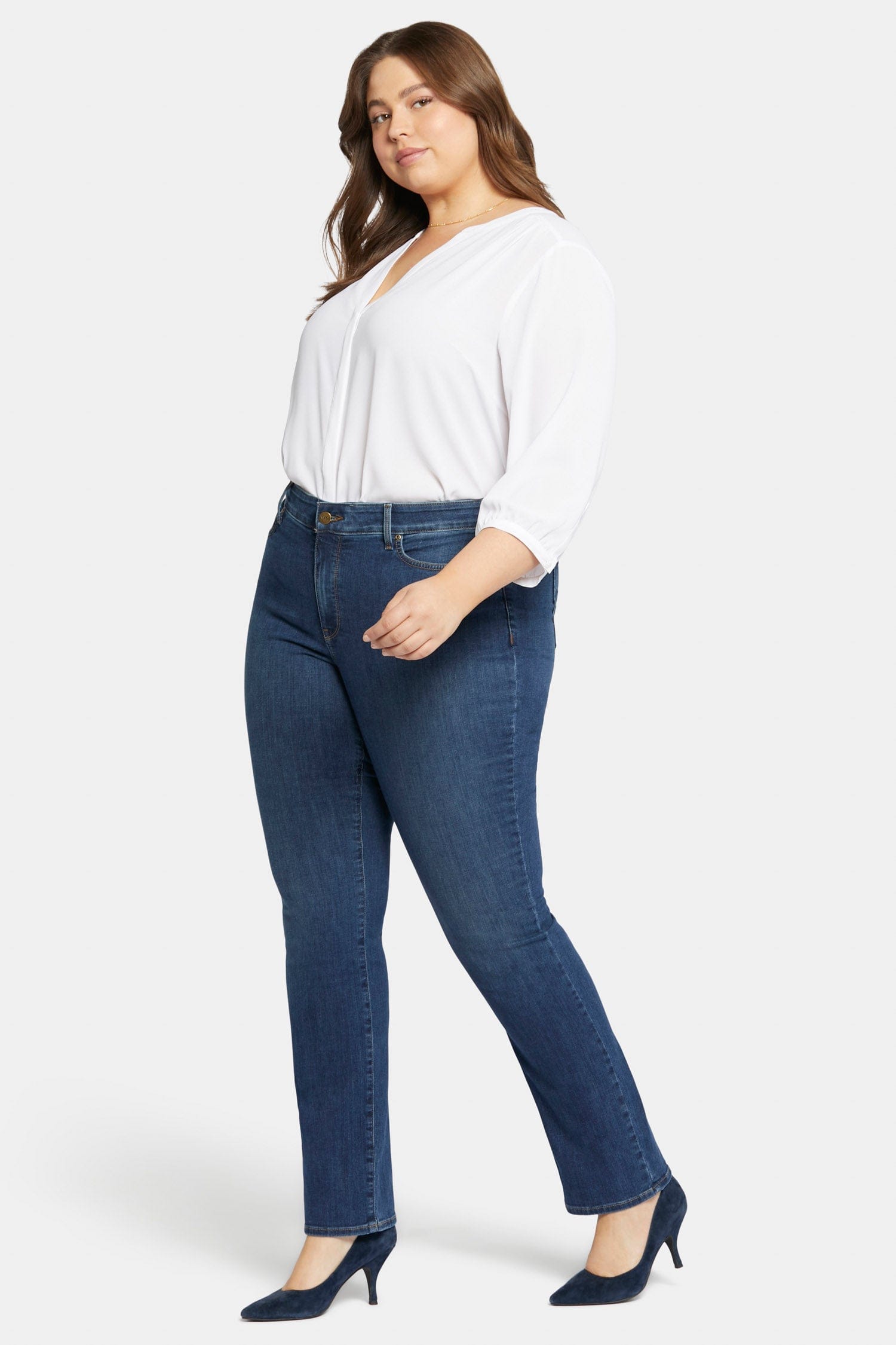 Marilyn Straight Jeans in Plus Size thumbnail 5