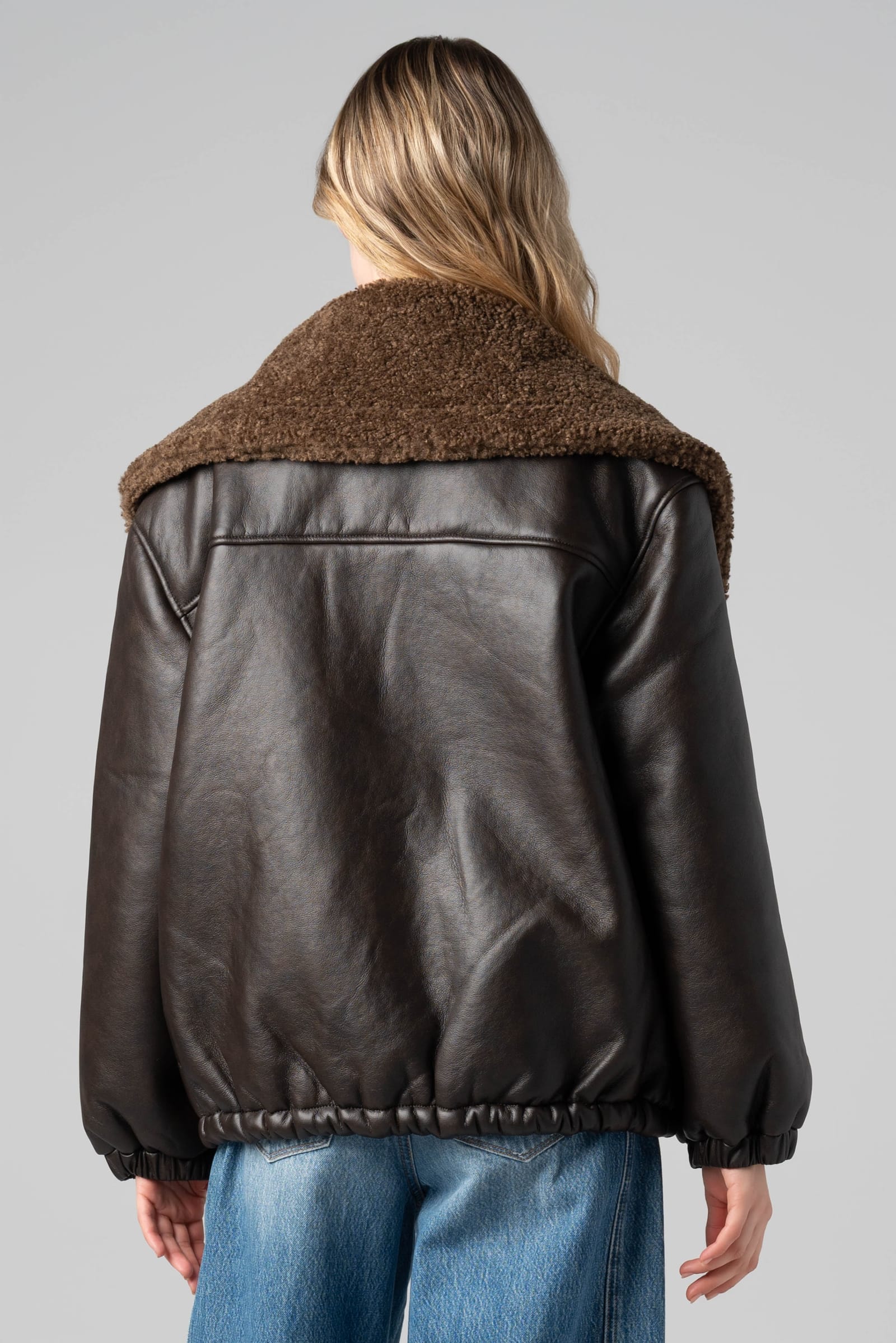 Icon Status Jacket thumbnail 5
