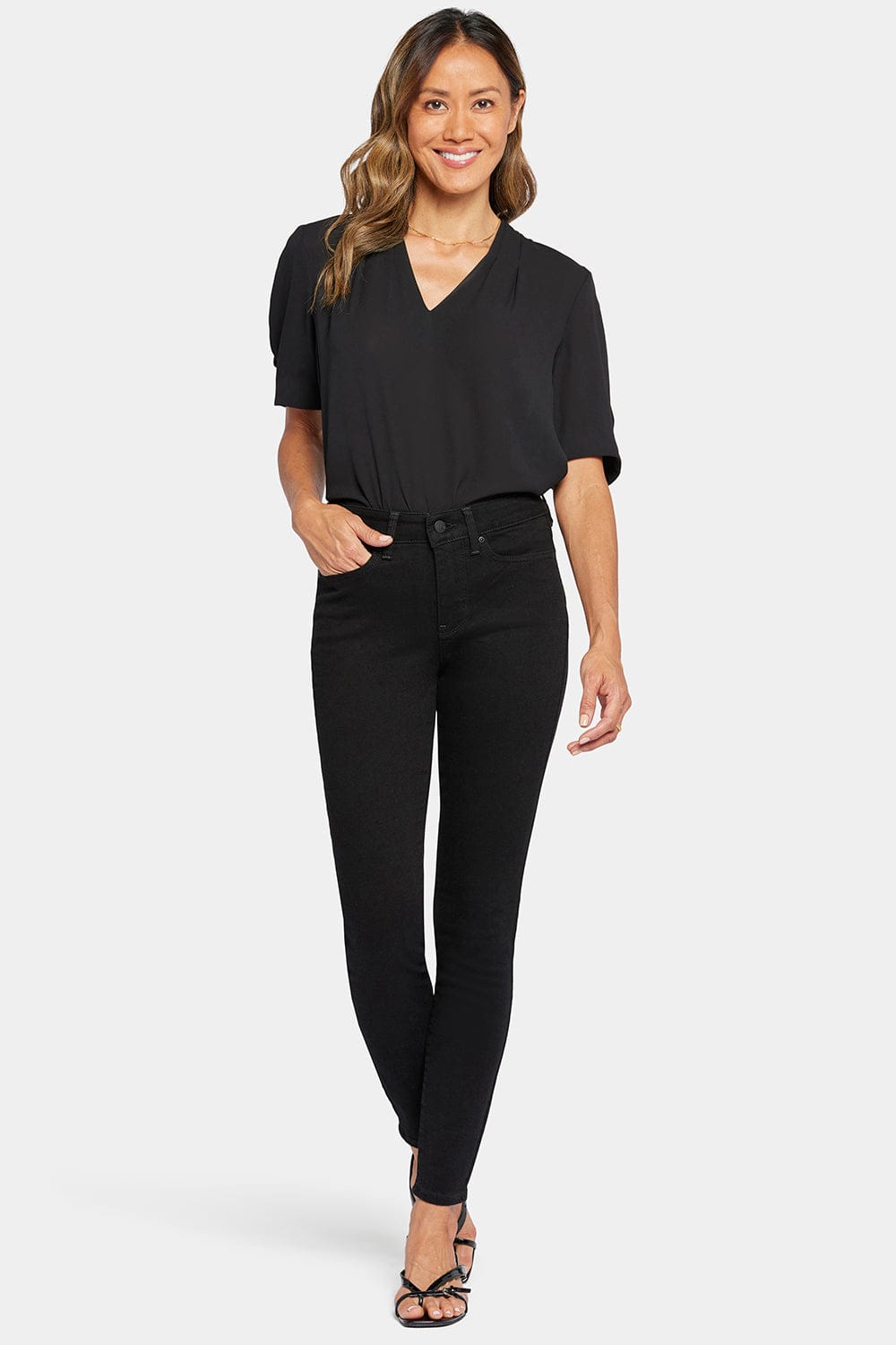 Ami Skinny Jeans in Tall thumbnail 4