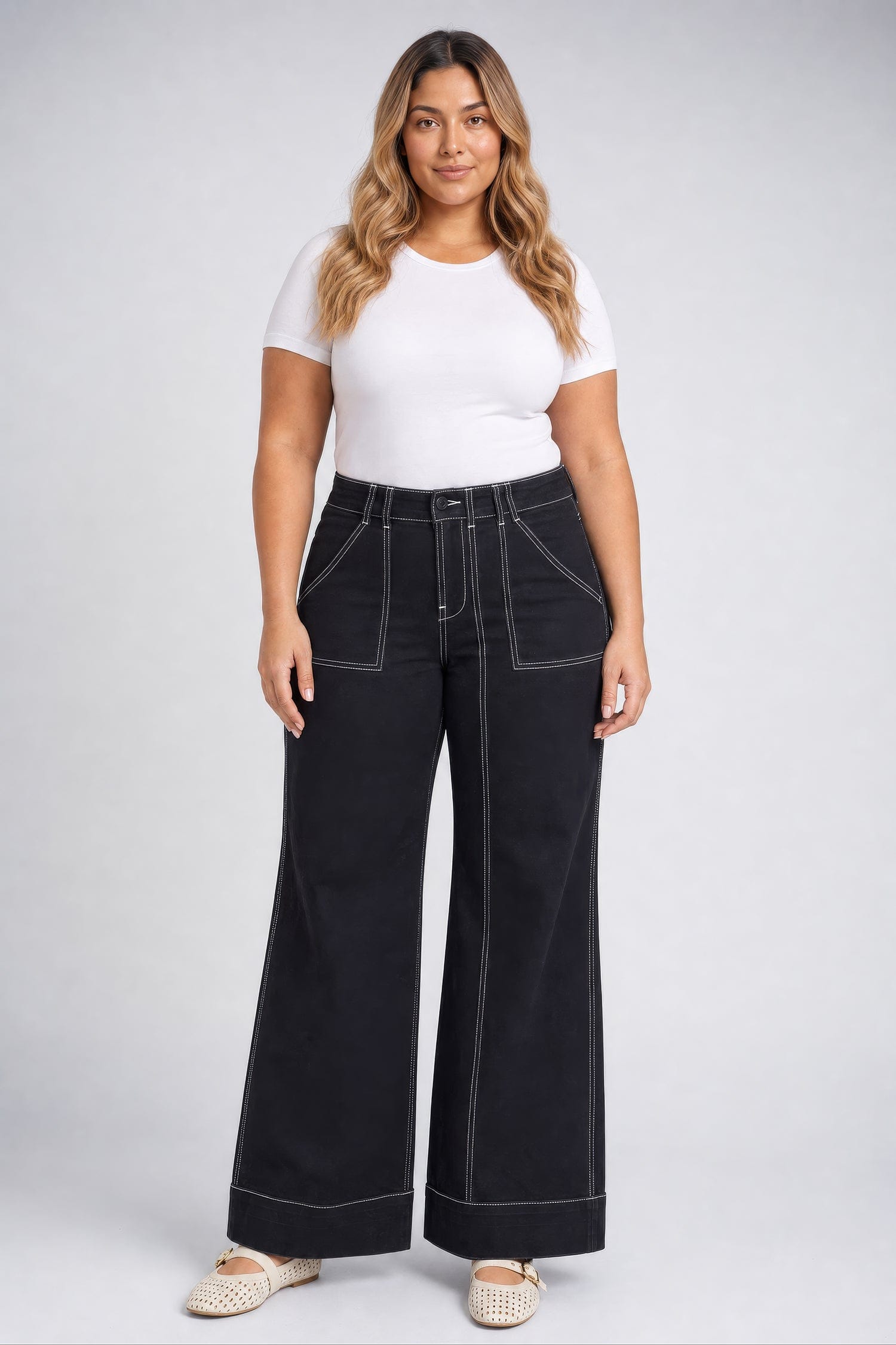 22w / Black