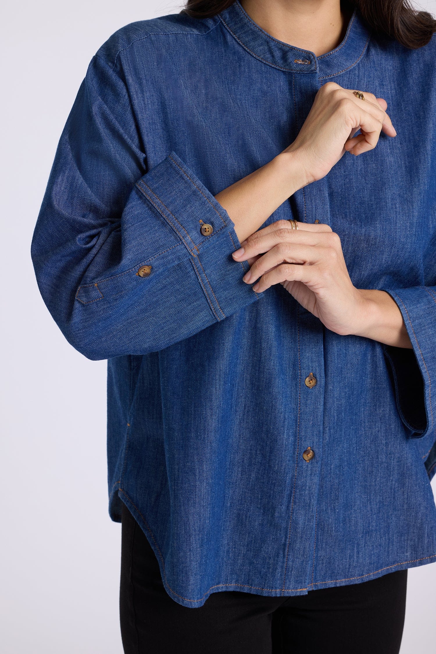 Maggie Oversize Blouse thumbnail 2