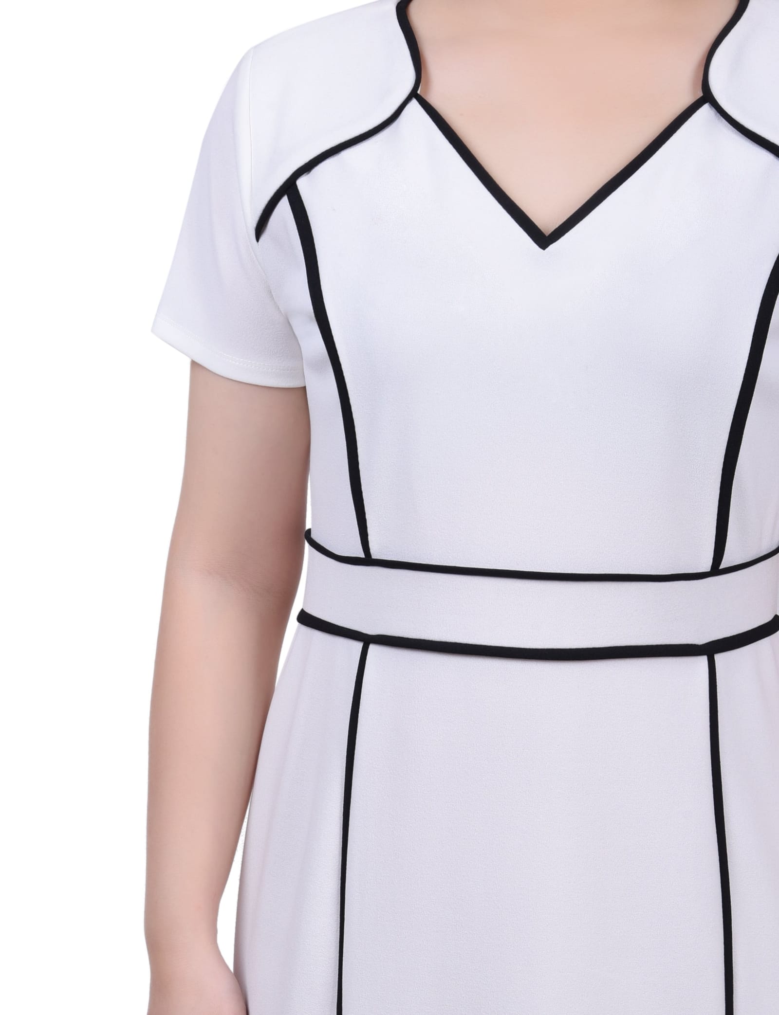 Short Sleeve Piped Detail Dress thumbnail 3