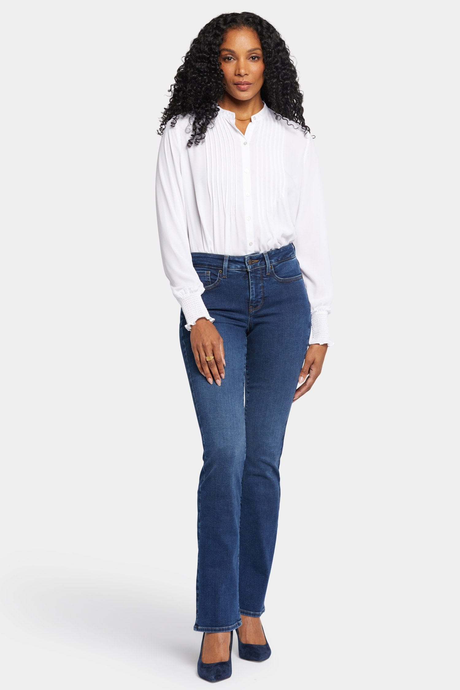 Barbara Bootcut Jeans in Petite thumbnail 4