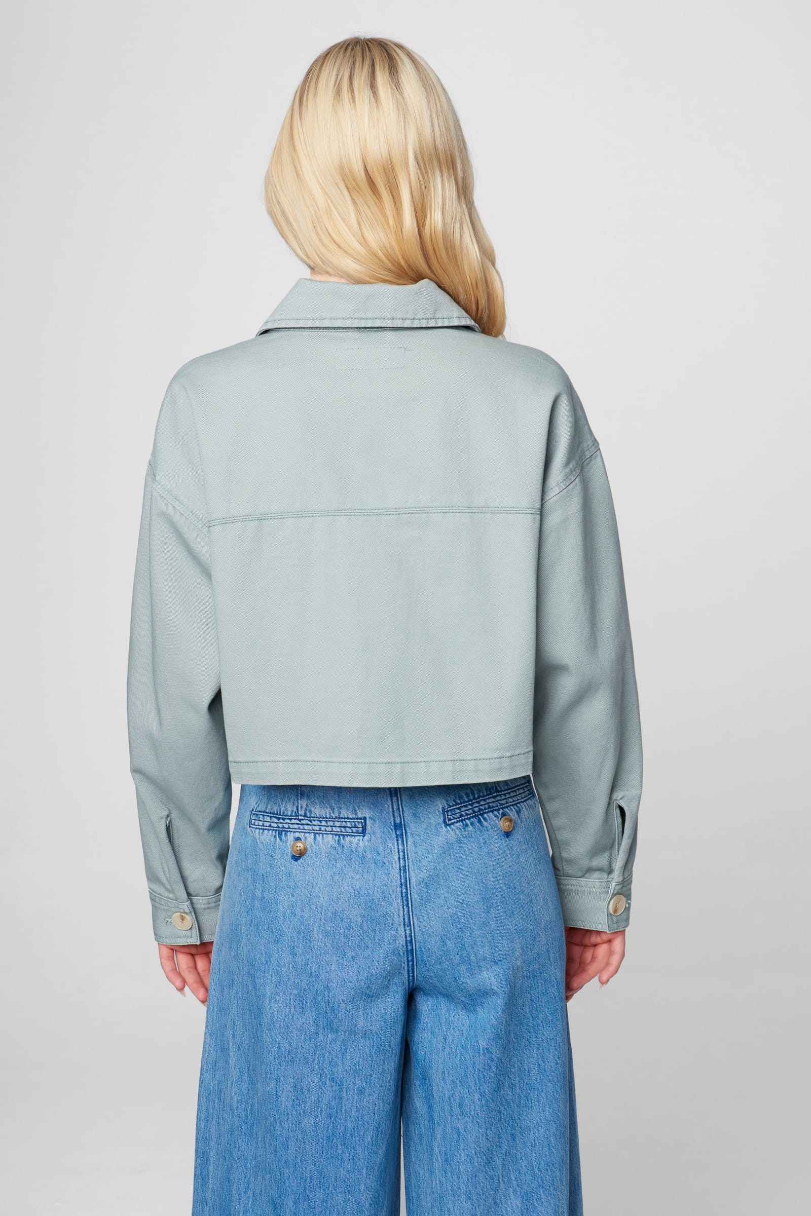 Aqua Foam Jacket thumbnail 4