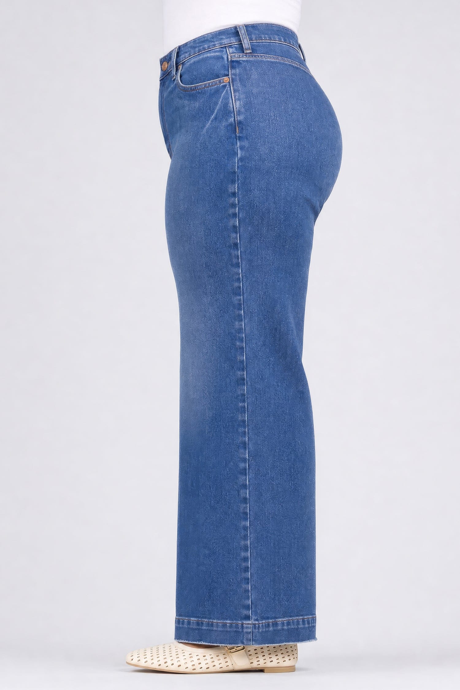 Teresa Wide Leg Jeans in Plus Size thumbnail 3